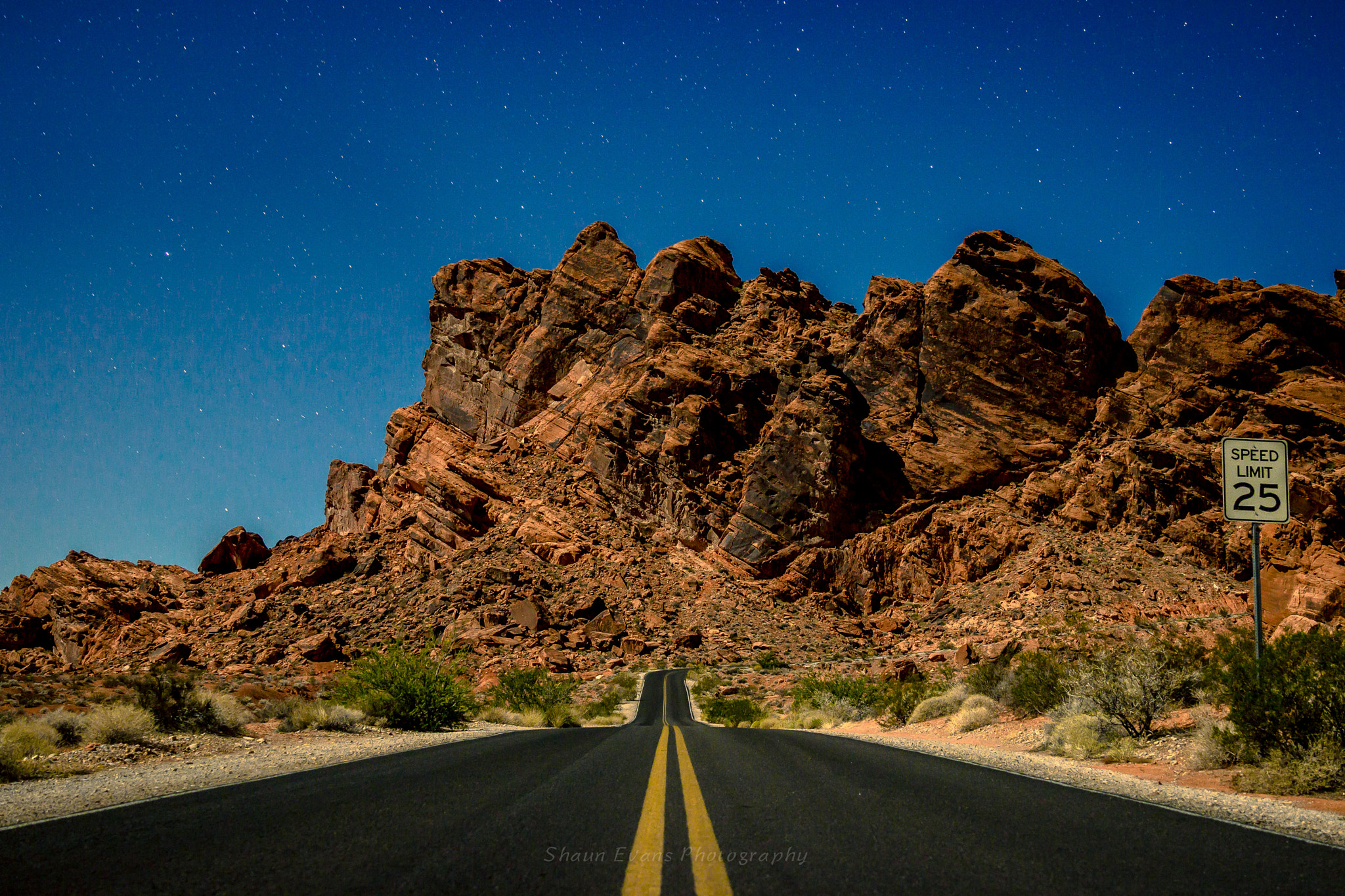 Canon EF 24-70mm F2.8L II USM sample photo. Valley of fire photography
