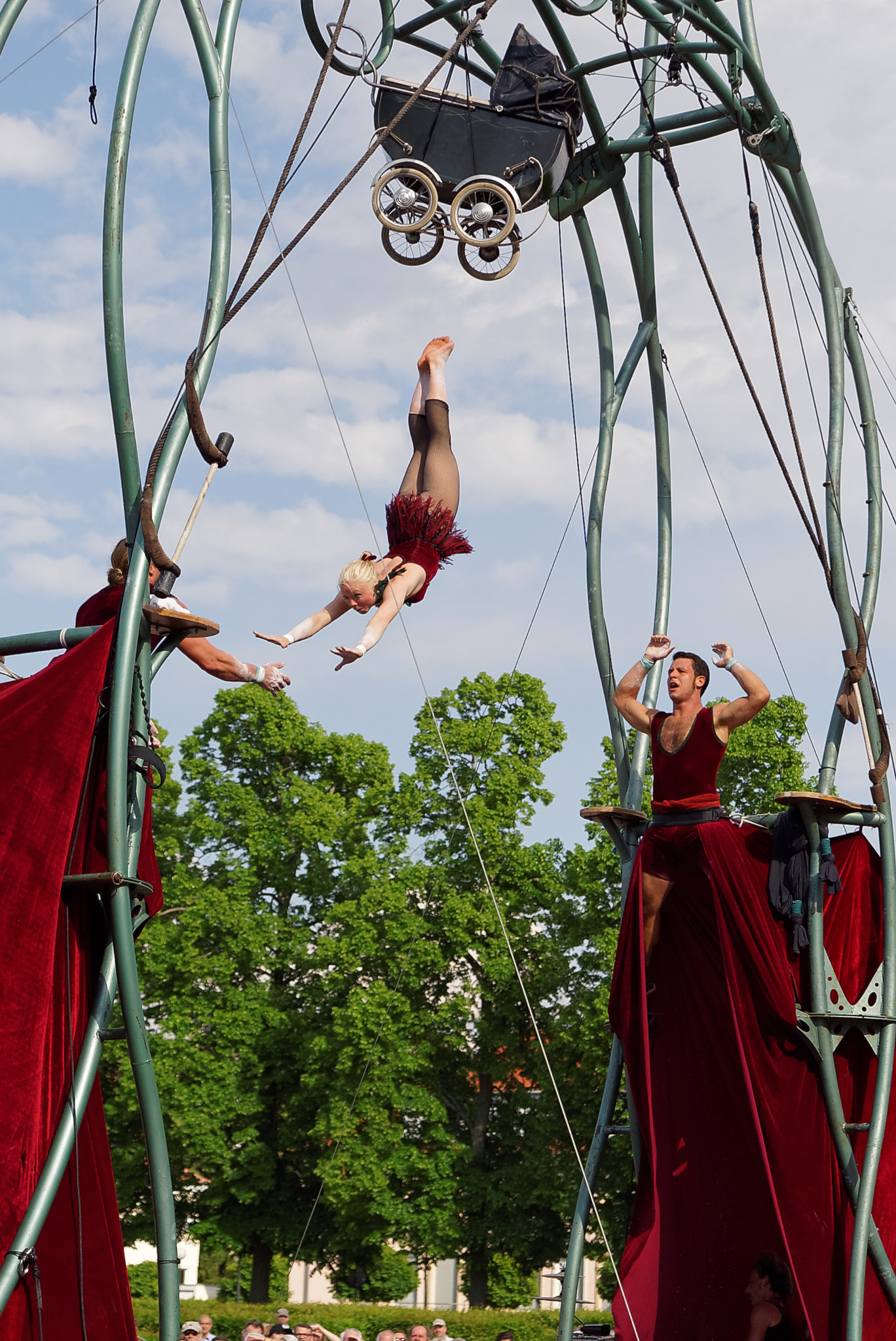 Sony a7S sample photo. Sky-diving photography