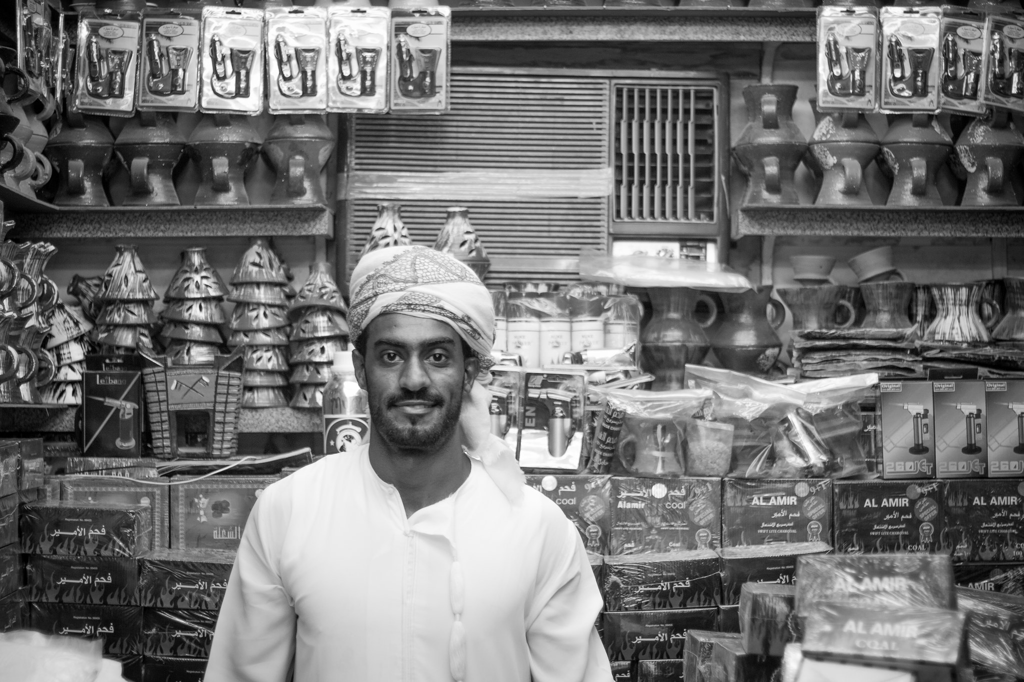Canon EOS M + Canon EF 50mm F1.8 II sample photo. Local bukhoor merchant photography