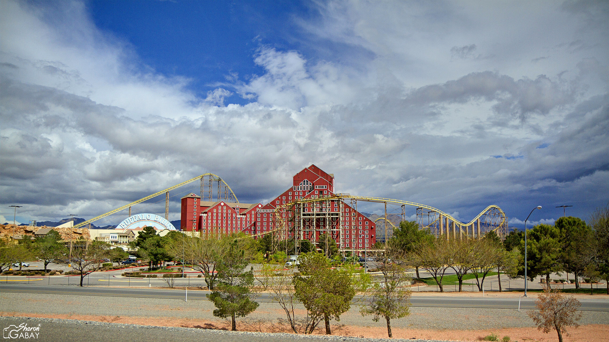 Canon EF-S 17-55mm F2.8 IS USM sample photo. Las vegas photography
