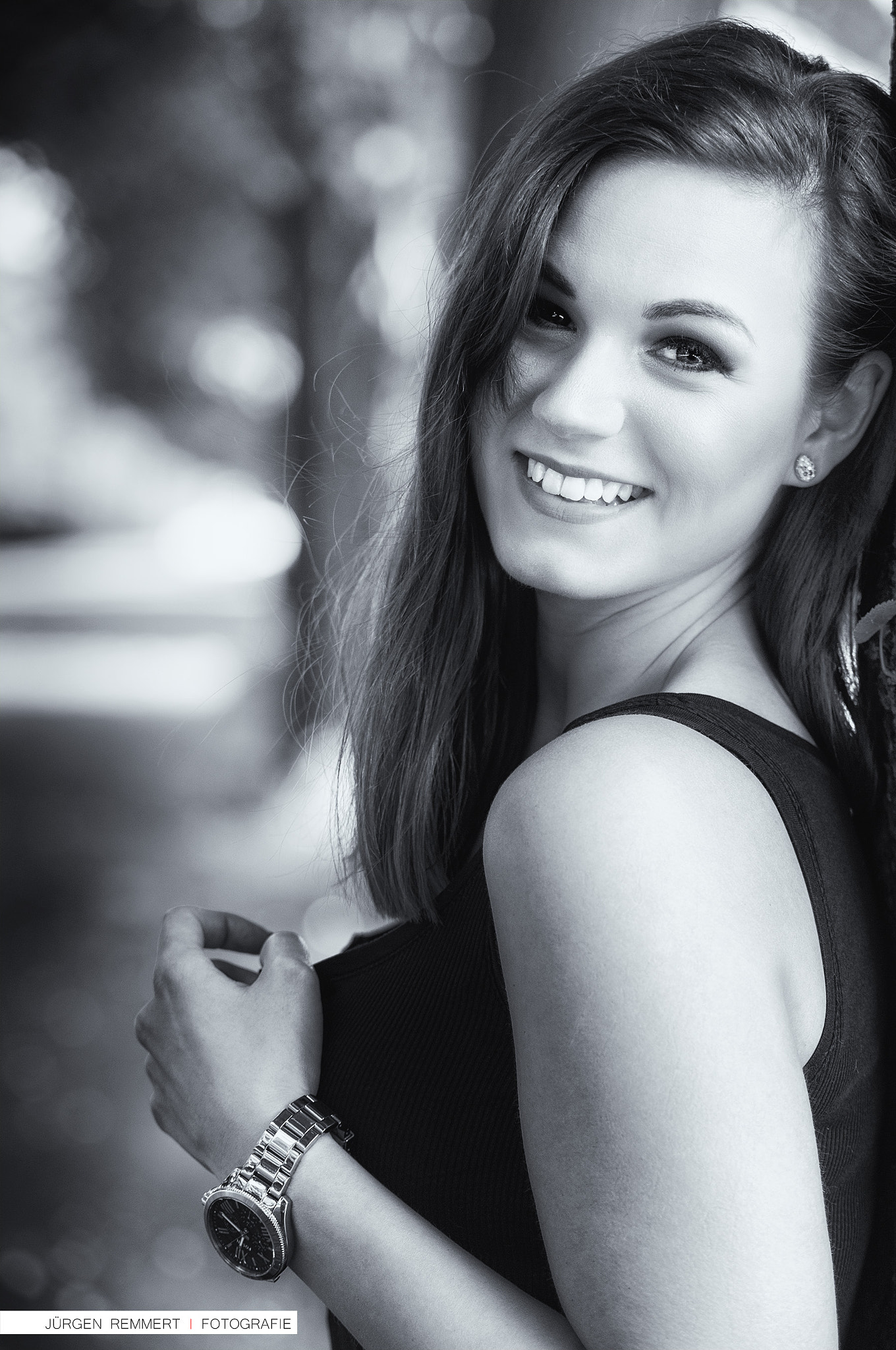 Sigma 50-150mm F2.8 EX APO DC HSM sample photo. ... with a smile ... photography