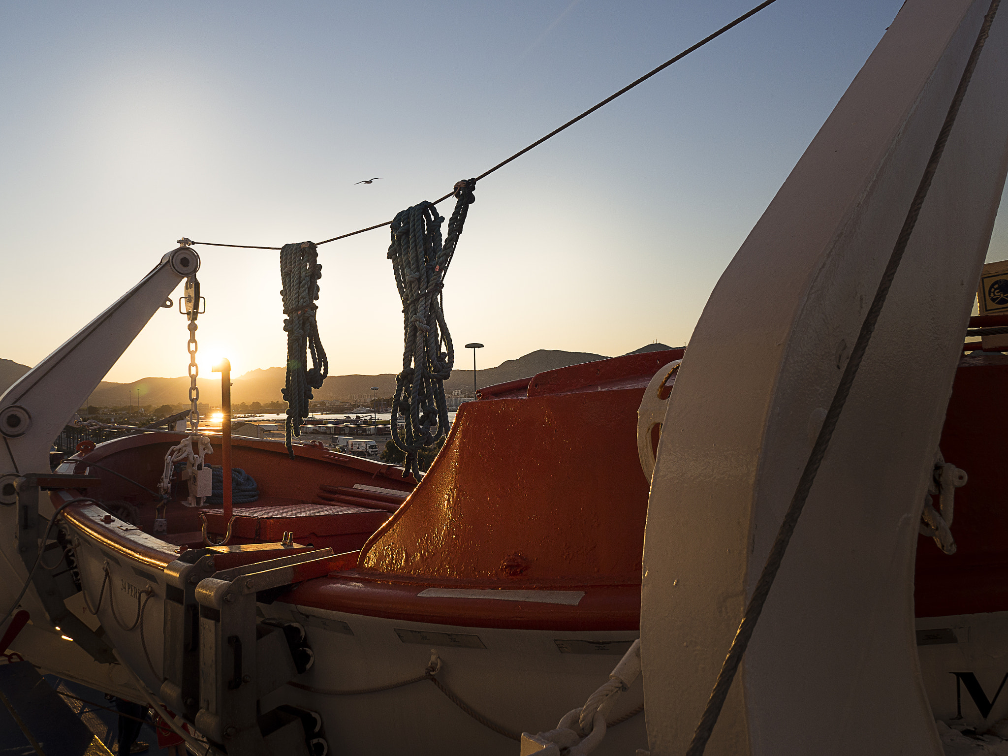 OLYMPUS M.14-150mm F4.0-5.6 II sample photo. Rescue boat photography