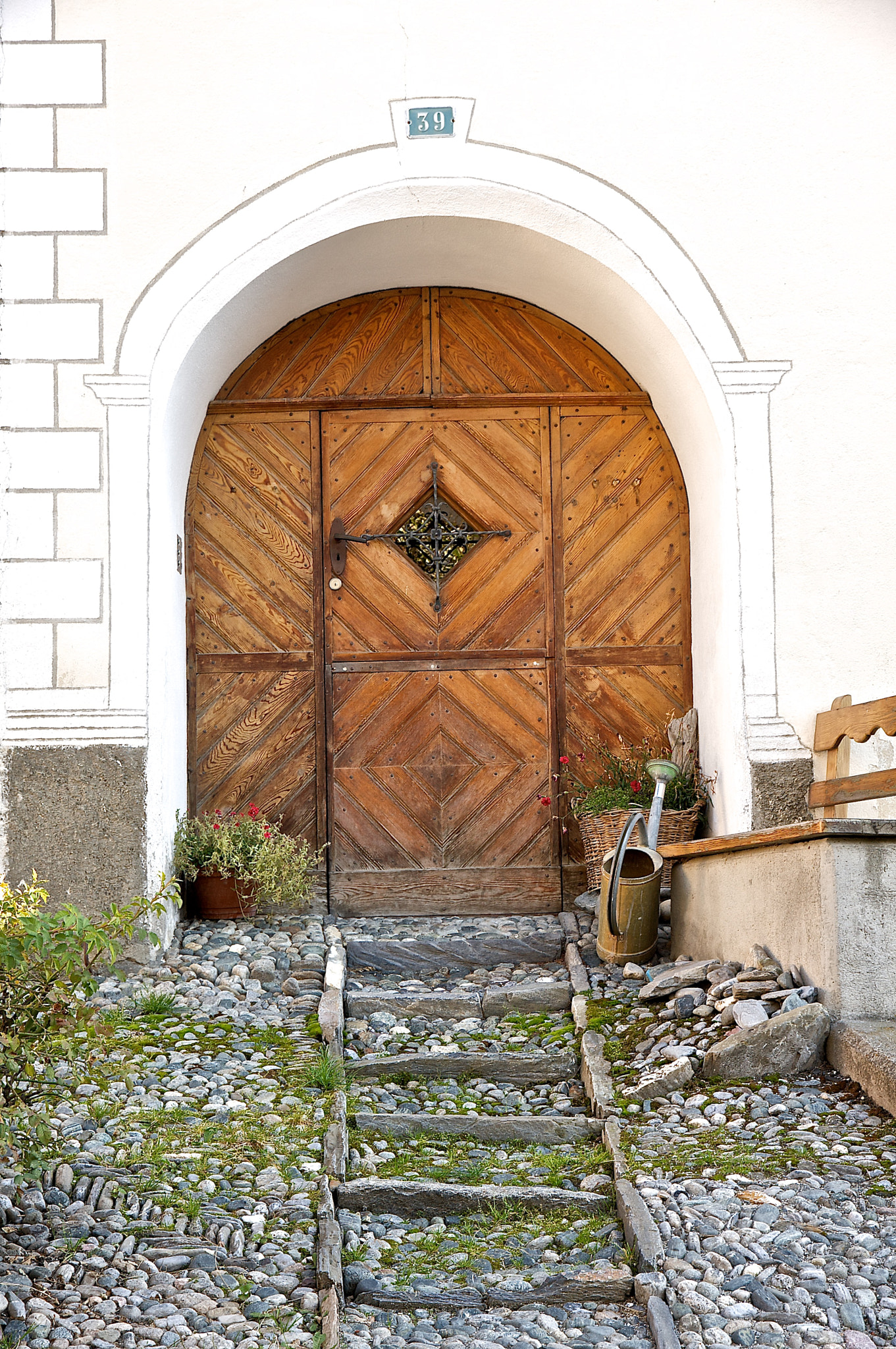 Canon EOS 40D sample photo. Old grisons wooden door photography