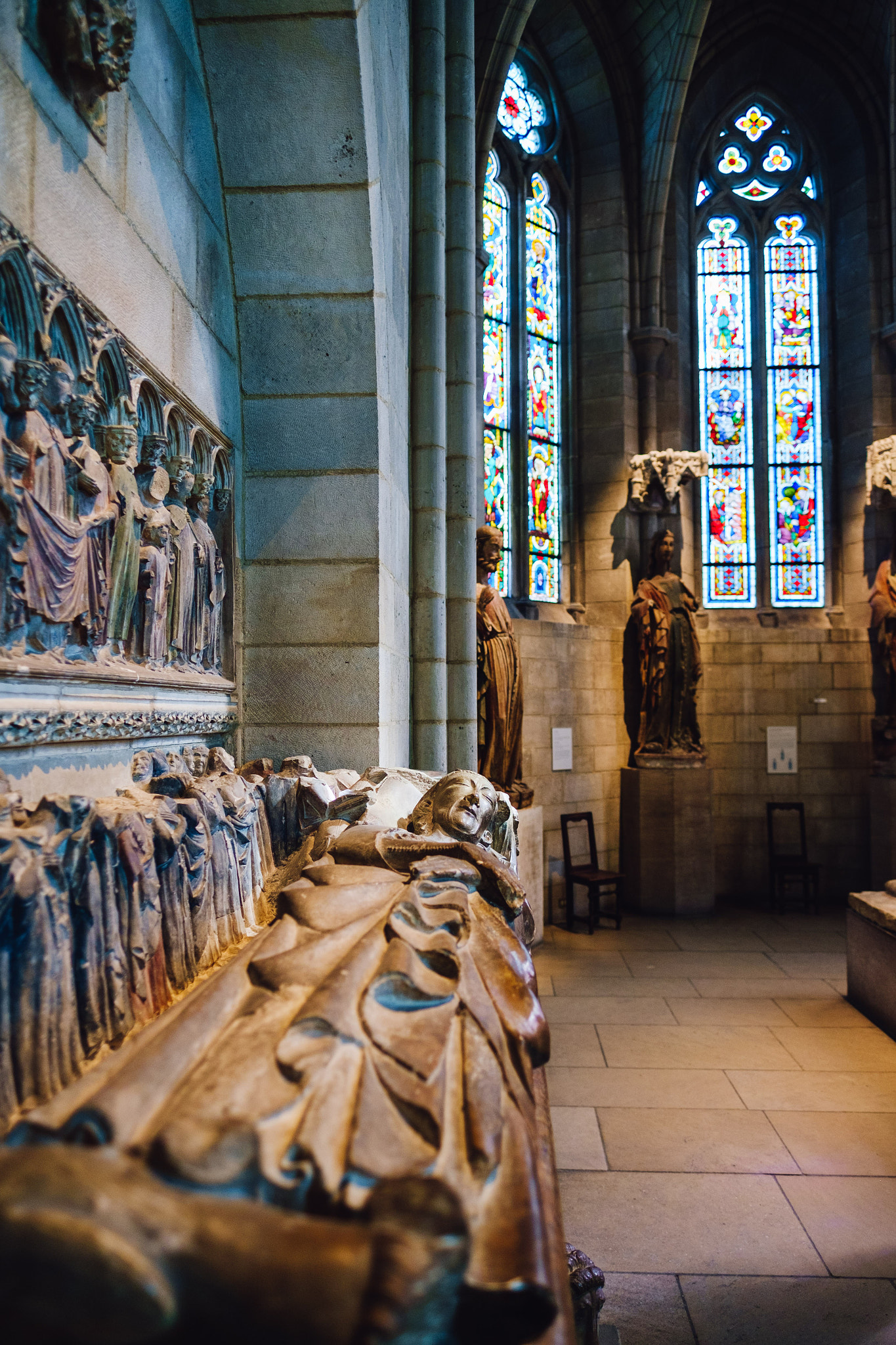 Fujifilm X-E1 + Fujifilm XF 16mm F1.4 R WR sample photo. Medieval europe in manhattan photography