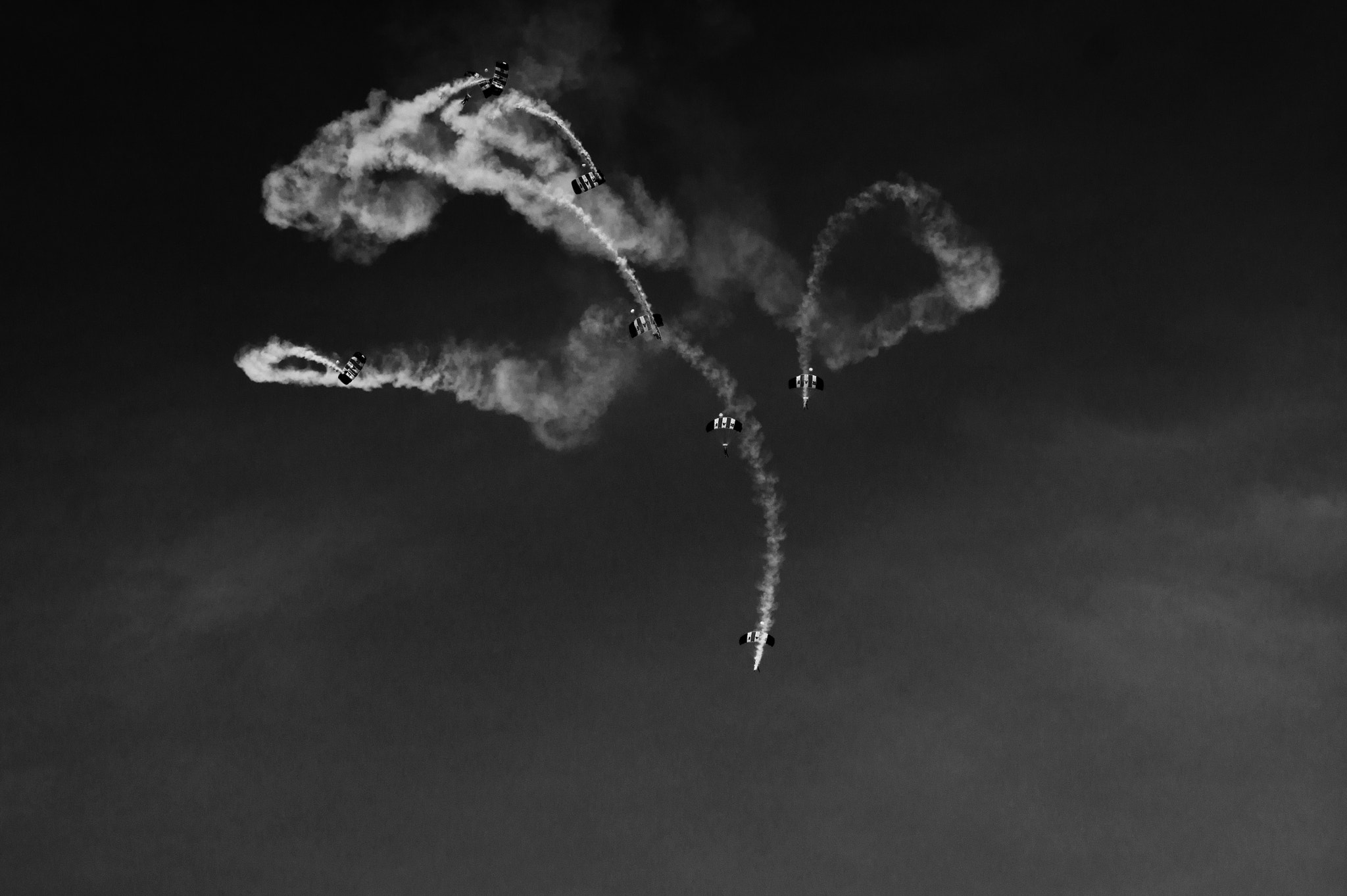 Sony 75-300mm F4.5-5.6 sample photo. The red devil display team photography