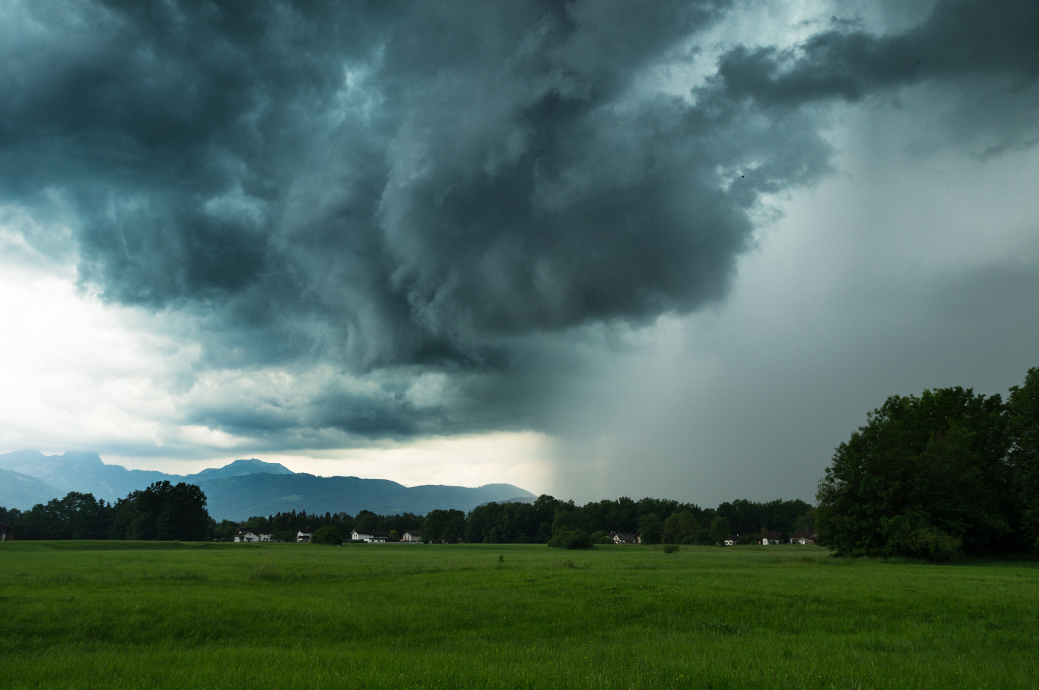 Sony SLT-A57 sample photo. Stormy day photography
