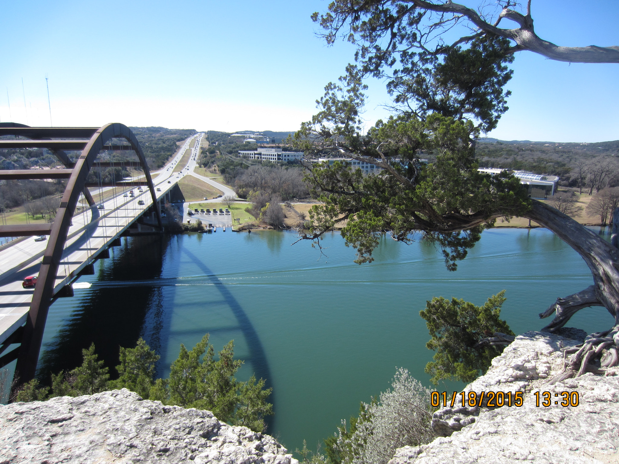 Canon PowerShot ELPH 300 HS (IXUS 220 HS / IXY 410F) sample photo. Austin, tx photography