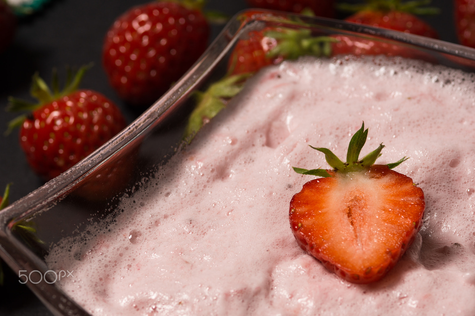 Sony SLT-A77 + Sony 100mm F2.8 Macro sample photo. Strawberry smoothie. photography