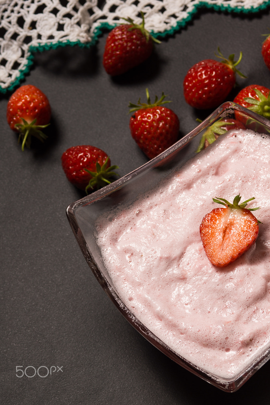 Sony SLT-A77 + Sony 100mm F2.8 Macro sample photo. Strawberry smoothie. photography