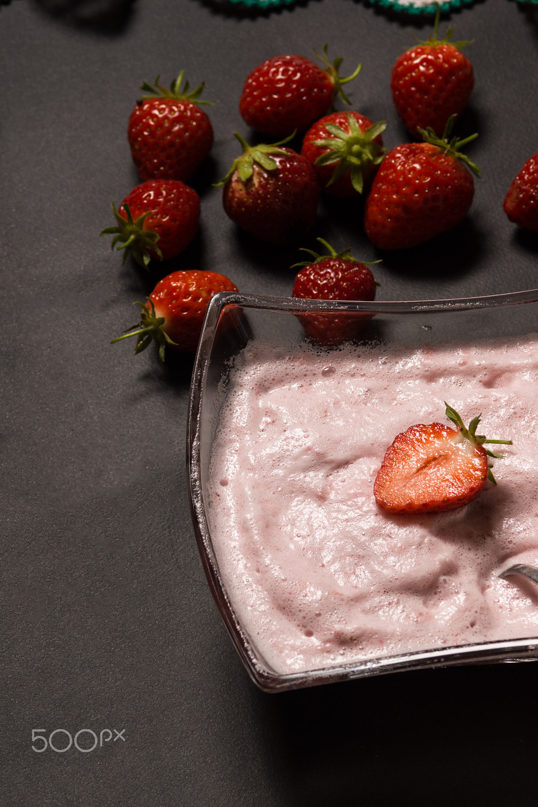 Sony SLT-A77 + Sony 100mm F2.8 Macro sample photo. Strawberry smoothie. photography