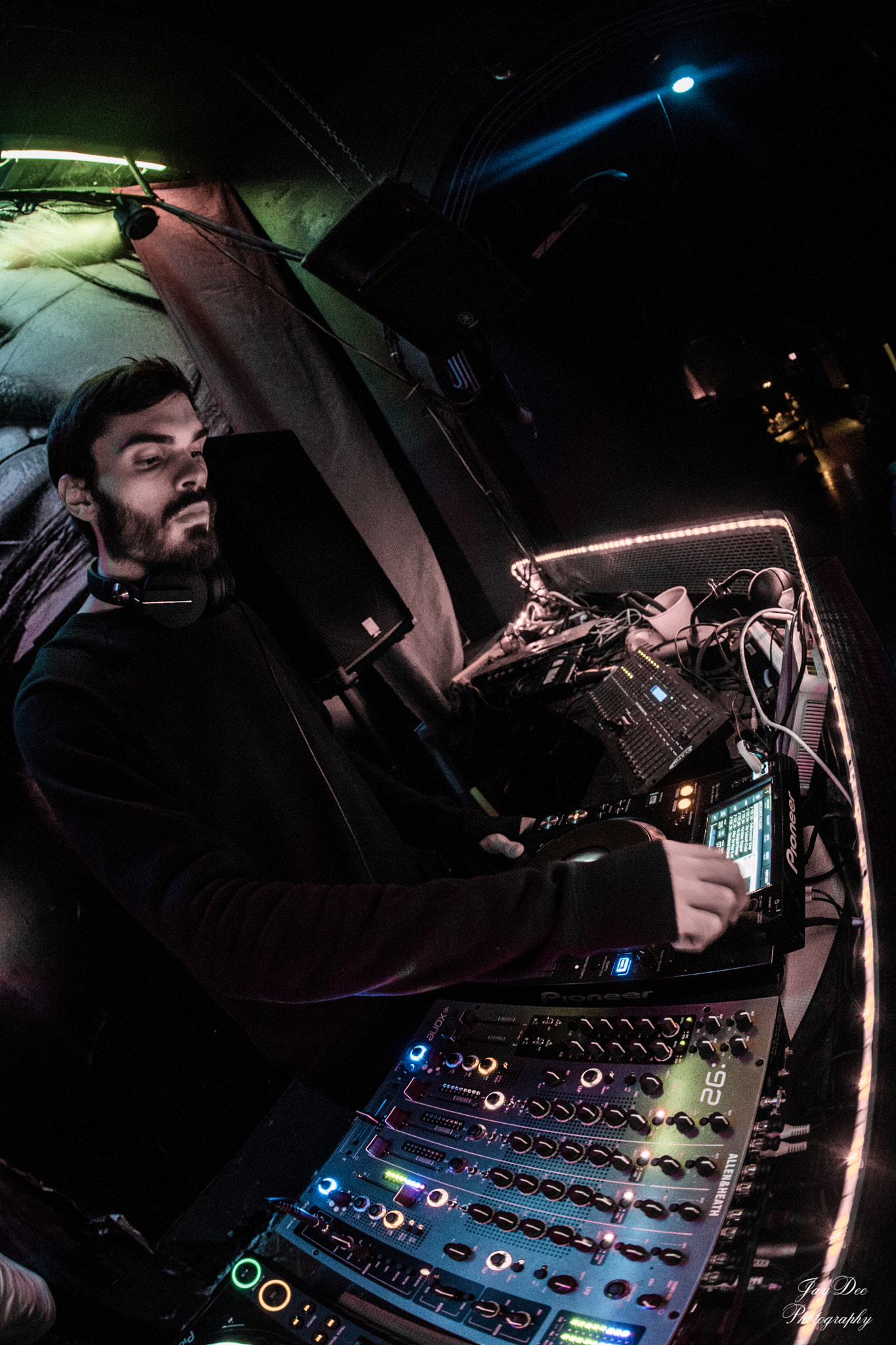 Sony ILCA-77M2 + Sigma 10mm F2.8 EX DC HSM Diagonal Fisheye sample photo. Local dj's puertorico photography