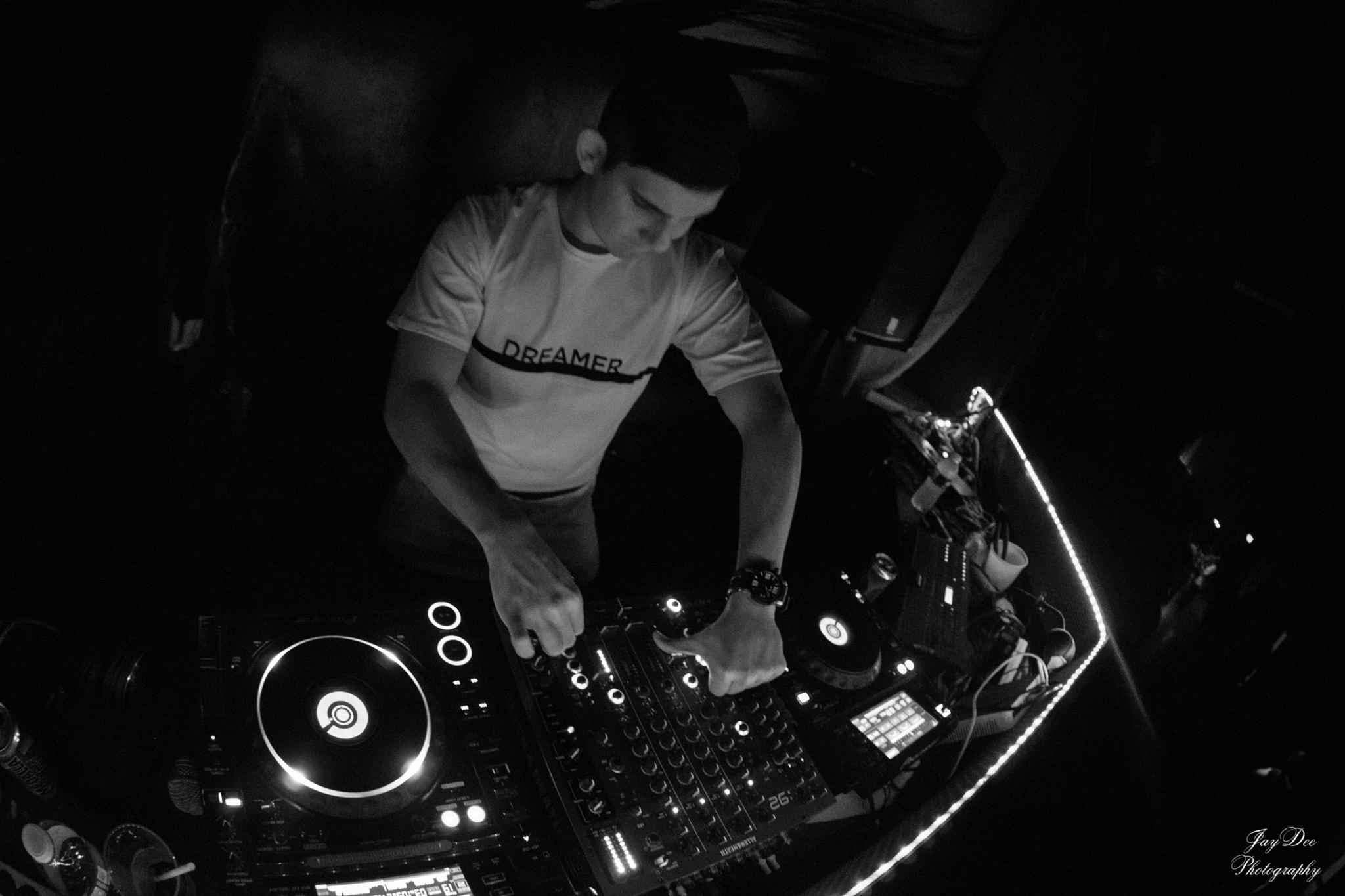 Sony ILCA-77M2 + Sigma 10mm F2.8 EX DC HSM Diagonal Fisheye sample photo. Local dj's puertorico photography