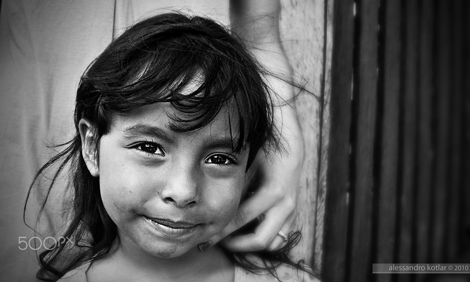 Kodak EASYSHARE V1273 DIGITAL CAMERA sample photo. Niña colombiana photography