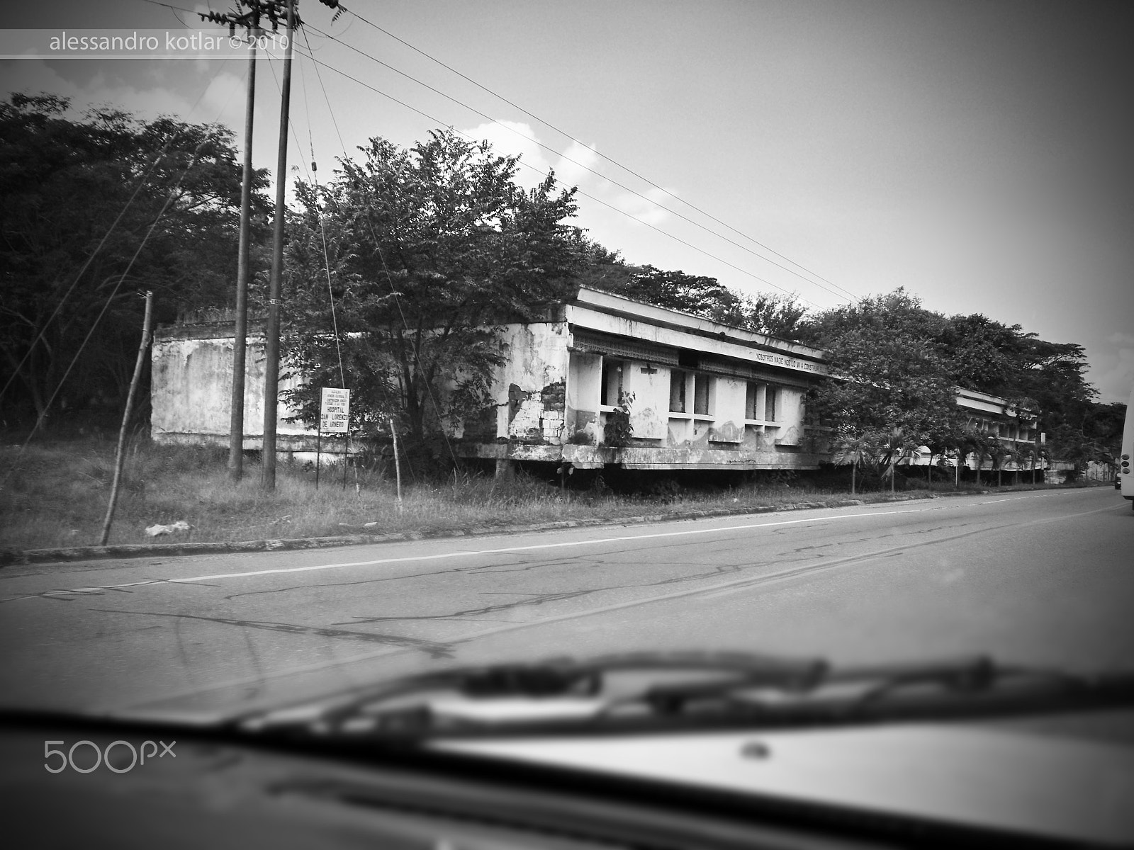 Kodak EASYSHARE V1273 DIGITAL CAMERA sample photo. Armero's hospital photography