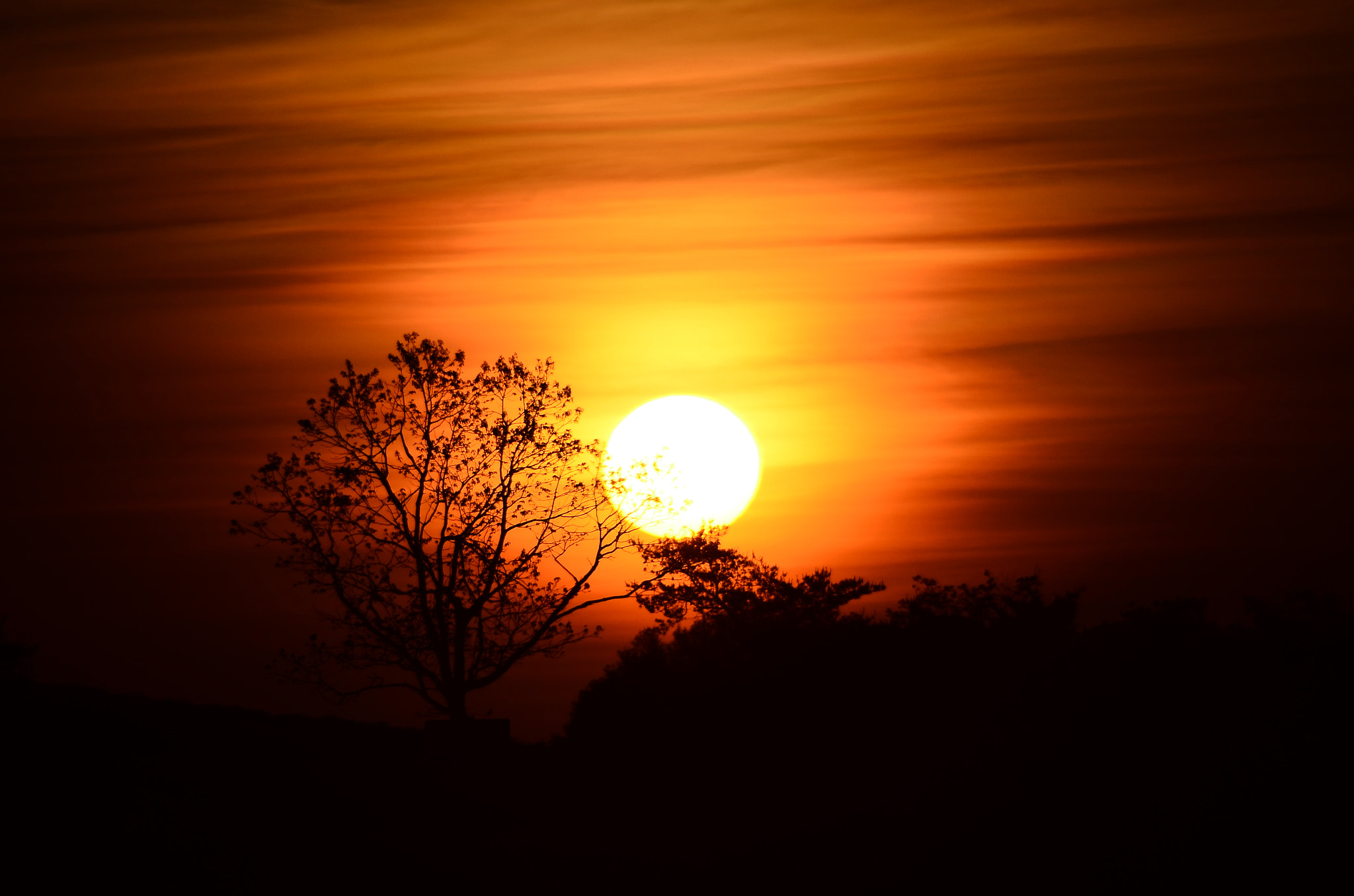 Nikon D5100 + Tokina AF 353 (AF 35-300mm f/4.5-6.7) sample photo. Shenandoah sunrise photography
