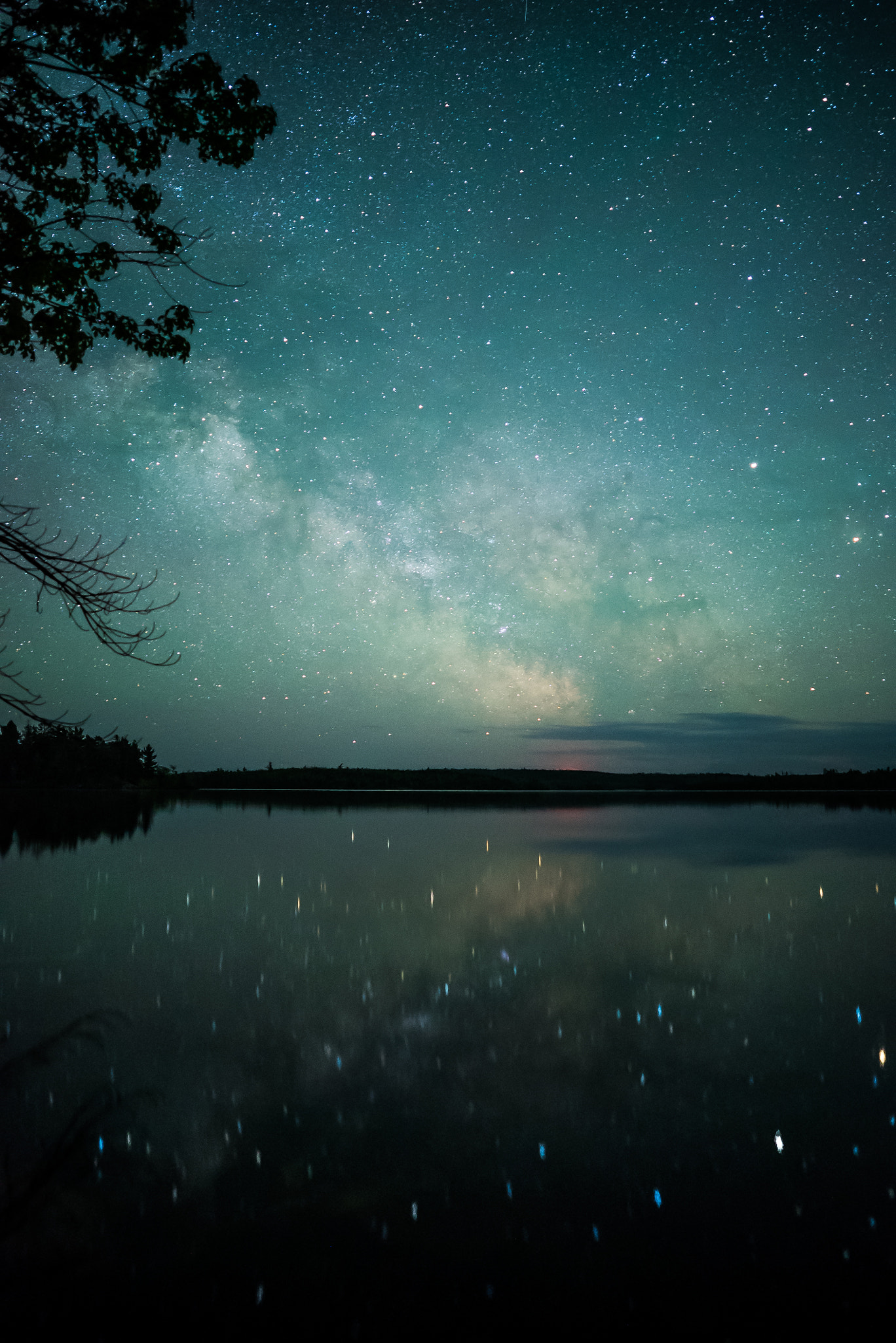 Sony a7S II + ZEISS Batis 25mm F2 sample photo. Past and future reflections photography