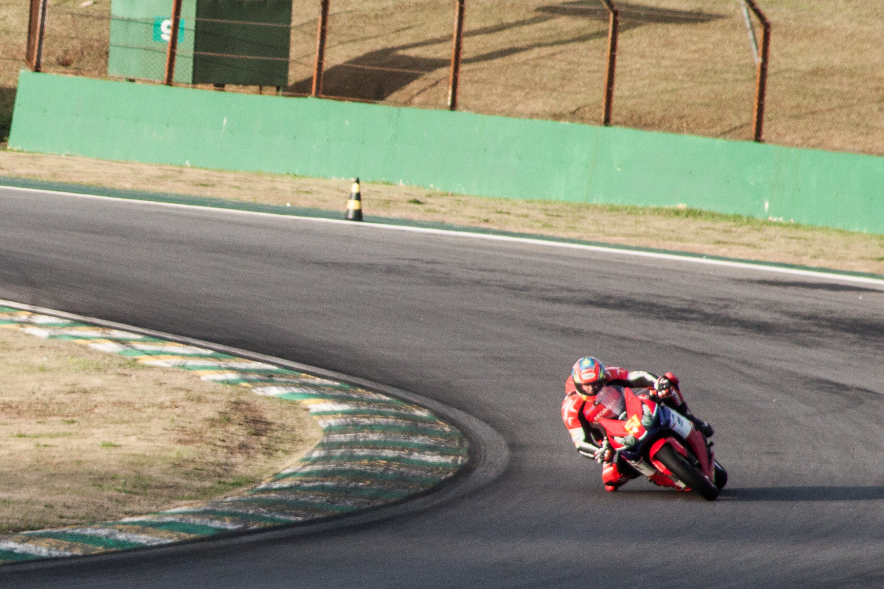 Canon EF 28-135mm F3.5-5.6 IS USM sample photo. Superbike brasil - interlagos photography