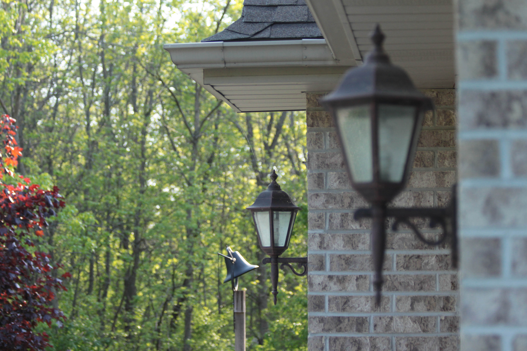 Canon EF 70-300mm F4-5.6 IS USM sample photo. Spring house pic photography