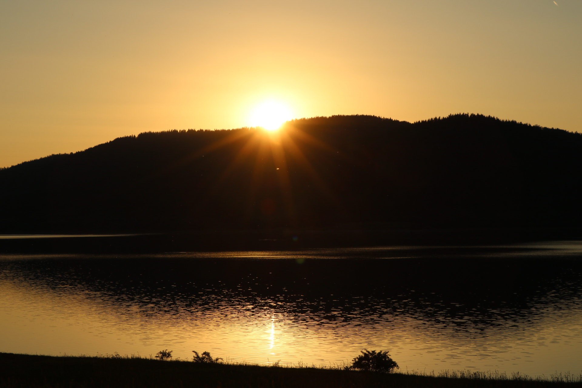 Canon EOS 750D (EOS Rebel T6i / EOS Kiss X8i) sample photo. Sunset  photography