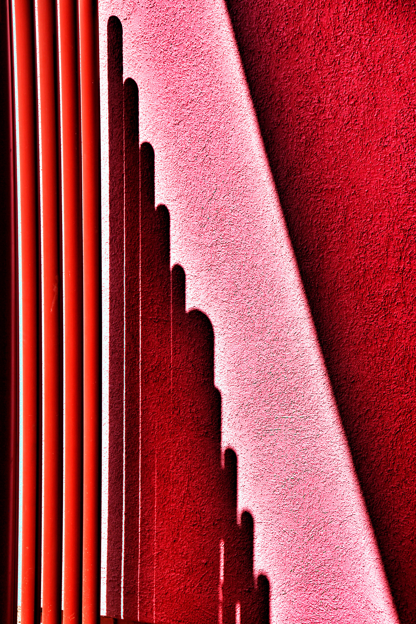 Canon 18-250mm sample photo. Lines, shadows, and texture photography
