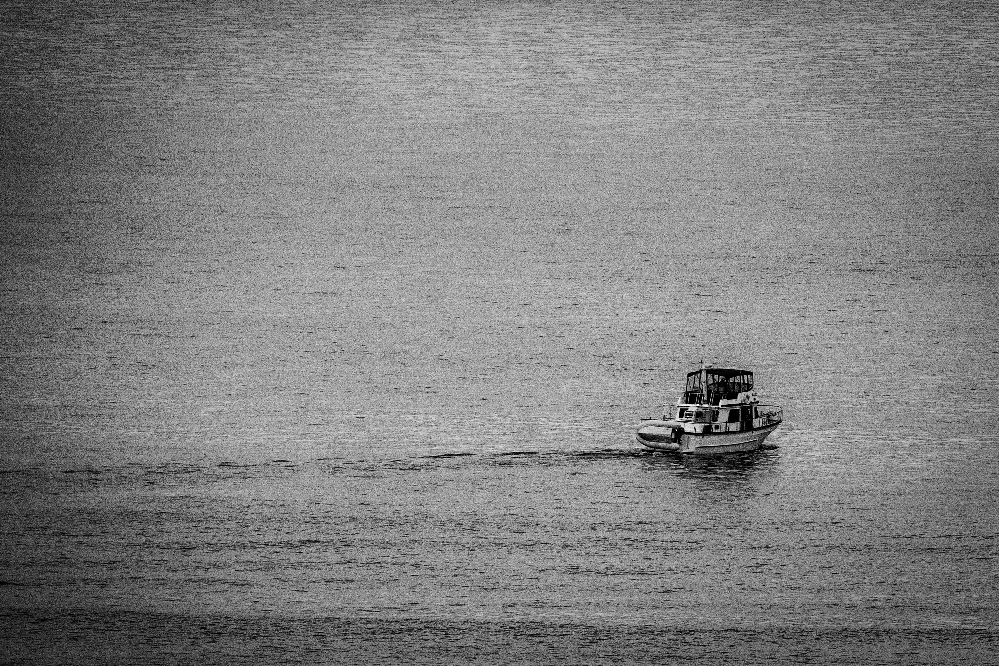 Fujifilm XF 100-400mm F4.5-5.6 R LM OIS WR sample photo. Leaving town photography
