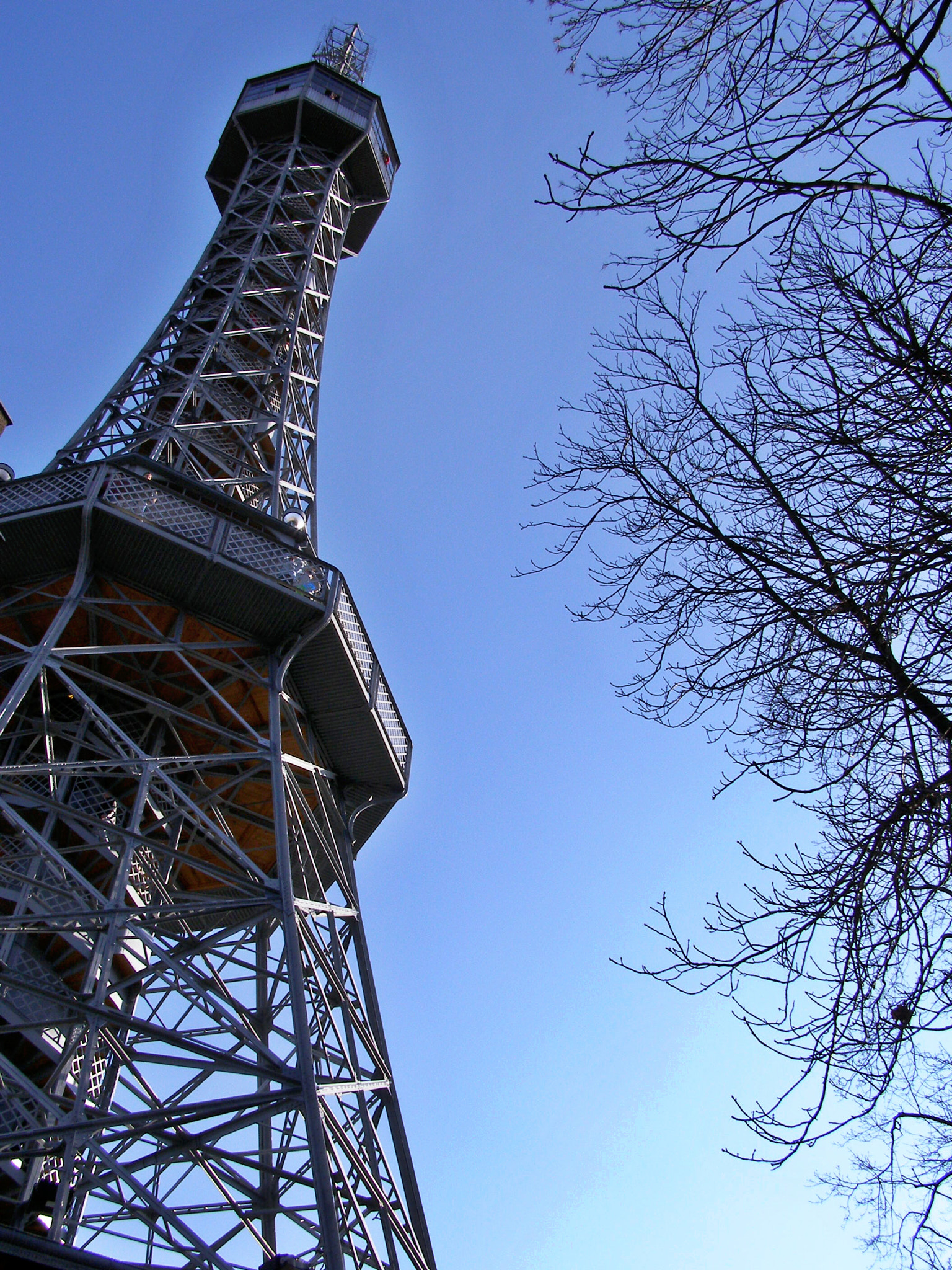 Olympus SP500UZ sample photo. Petřín tower prague photography