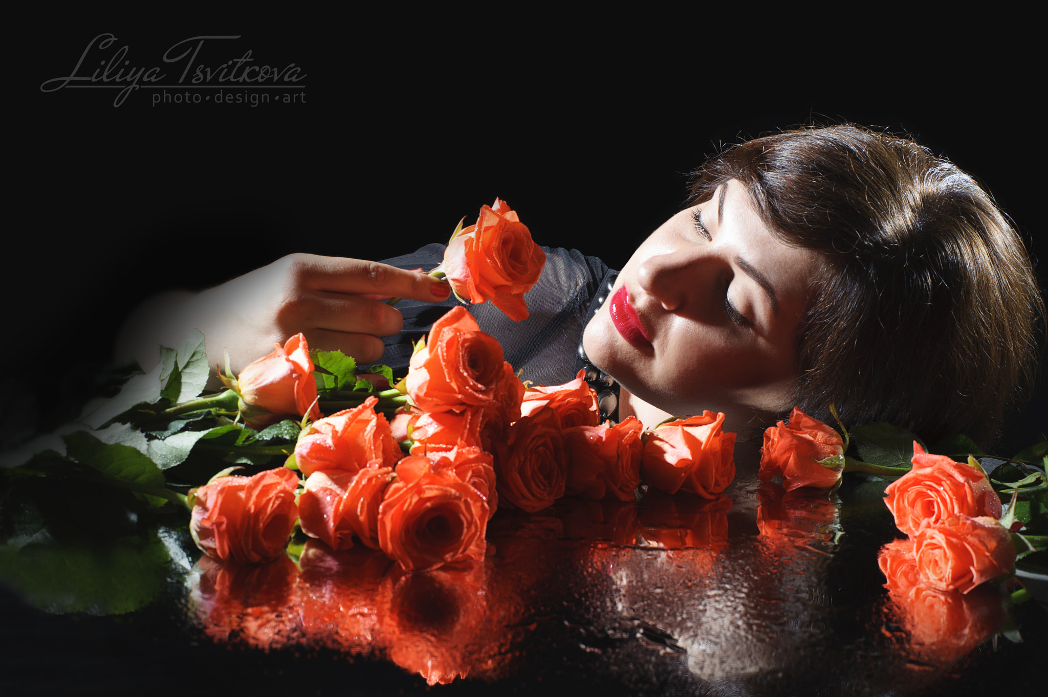 ZEISS Planar T* 50mm F1.4 sample photo. Girl in roses photography