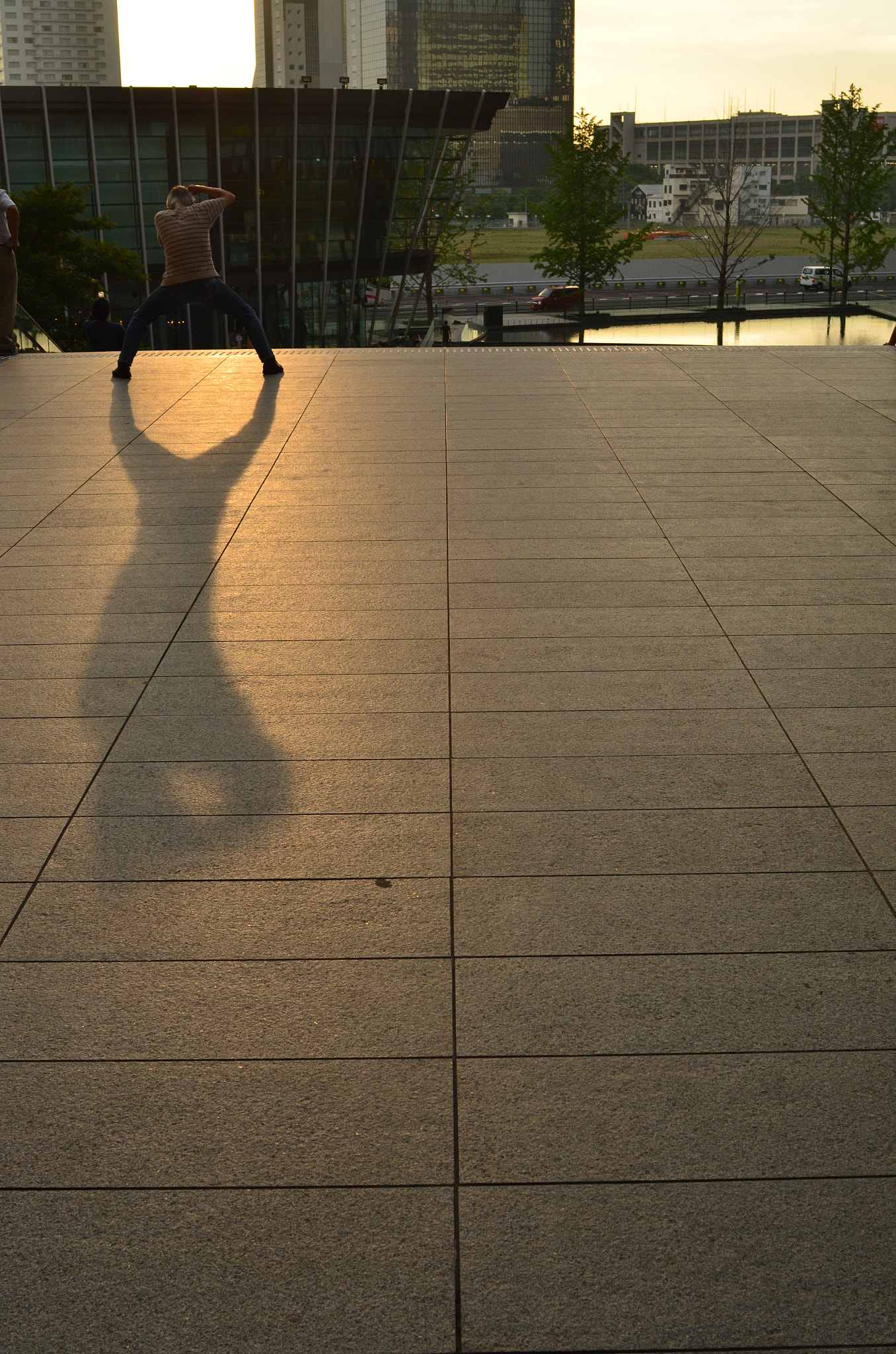 Nikon AF Nikkor 28mm F2.8D sample photo. Come on! photography