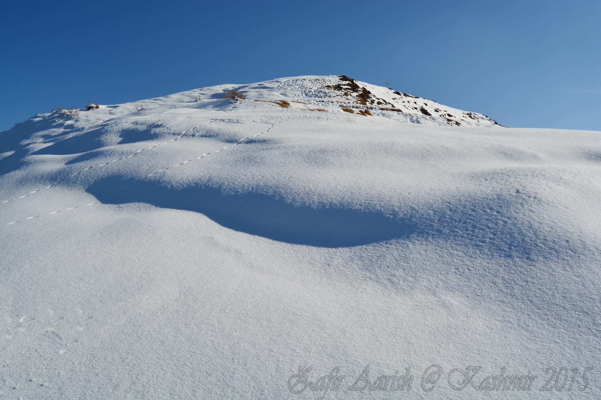 Nikon D5200 + AF Nikkor 18mm f/2.8D sample photo. Toli peer, kashmir photography