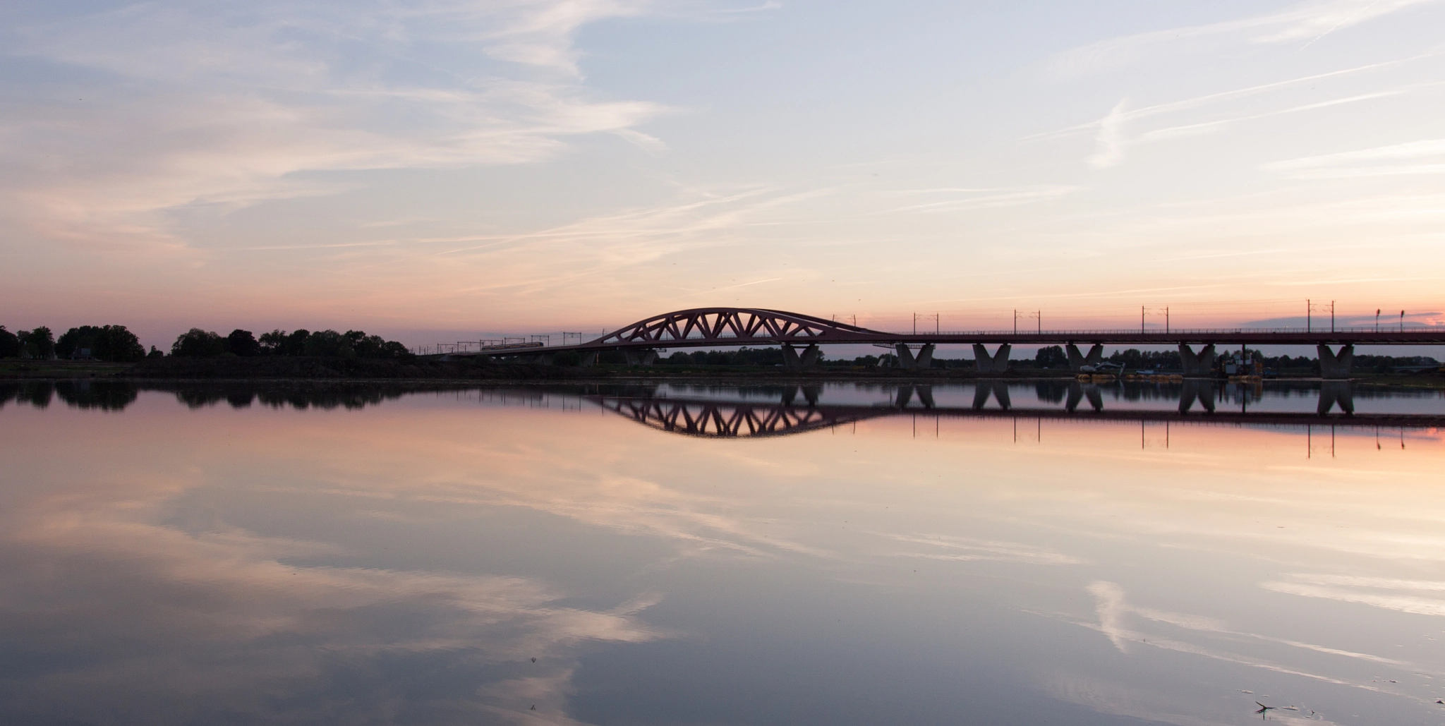 Sigma 18-35mm f/1.8 DC HSM sample photo. Hanzeboog at dawn photography