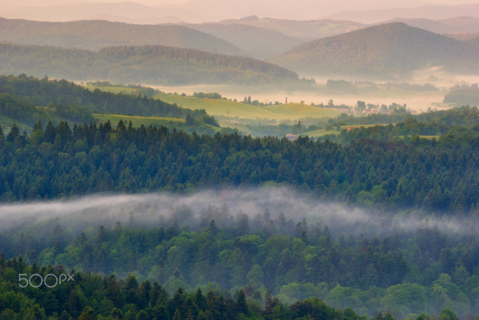 smc PENTAX-F 70-210mm F4-5.6 sample photo. Słonne mountains photography