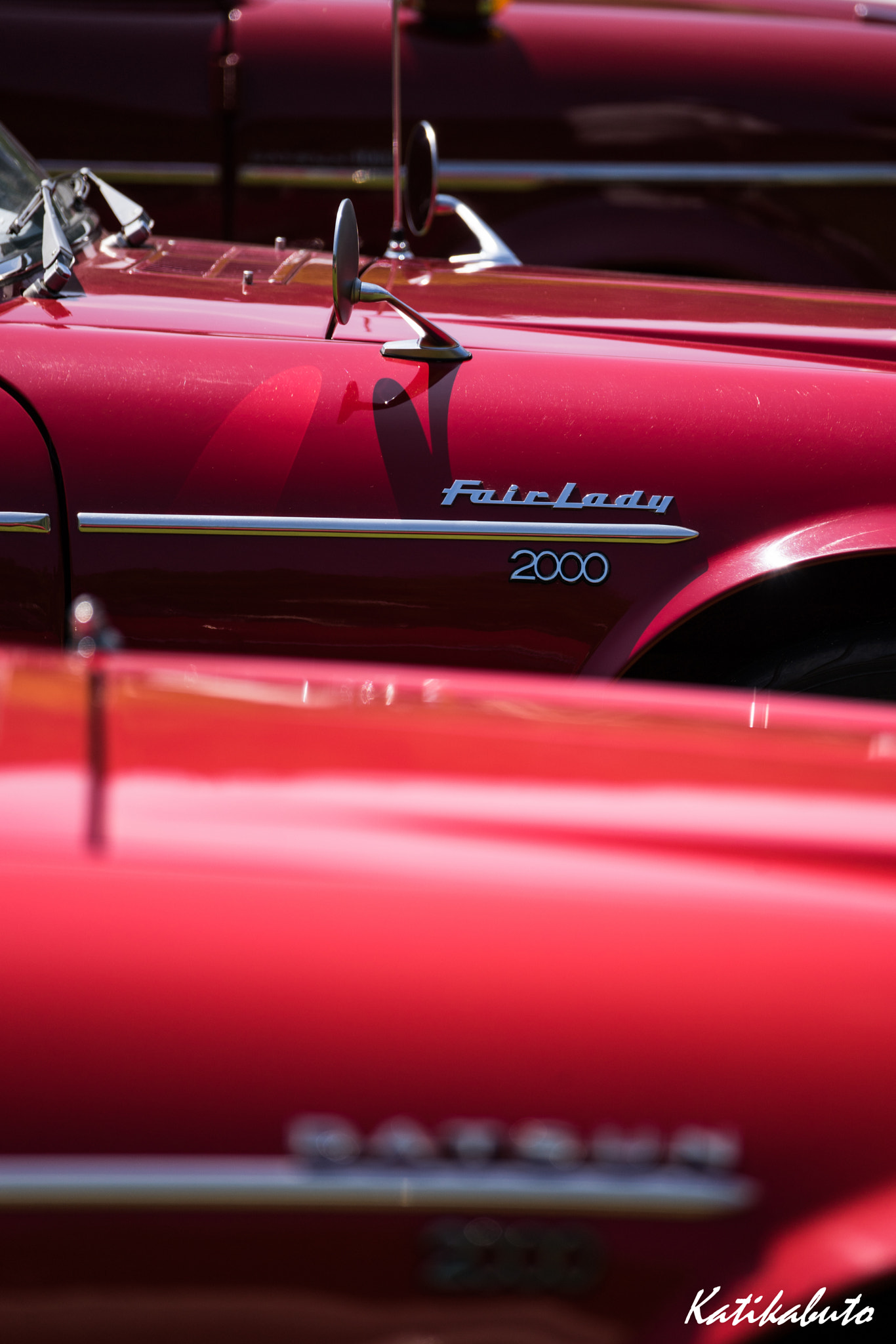 Sony 70-300mm F4.5-5.6 G SSM sample photo. Red old car photography