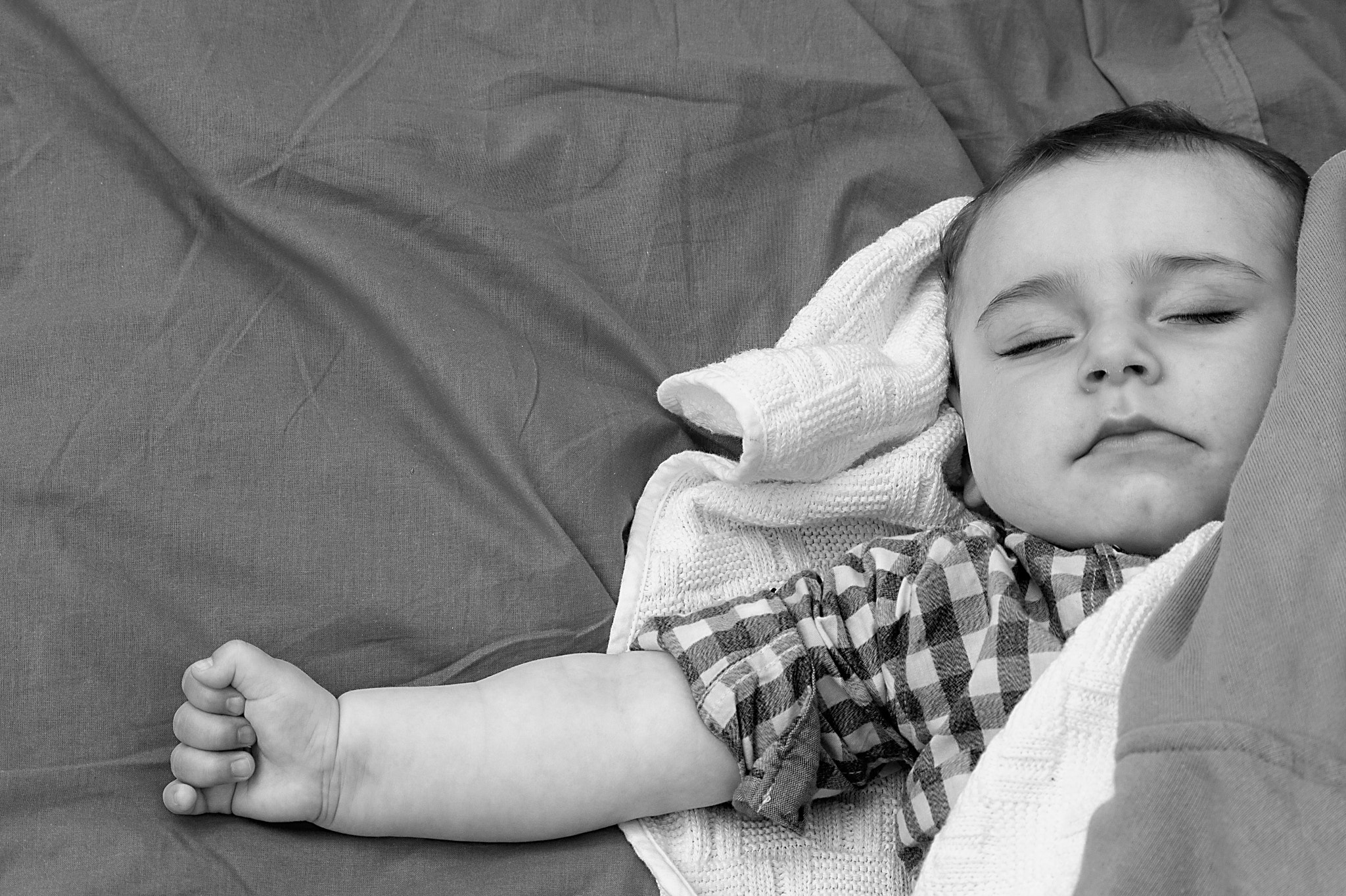 Canon EOS 1000D (EOS Digital Rebel XS / EOS Kiss F) sample photo. Sleeping beauty photography