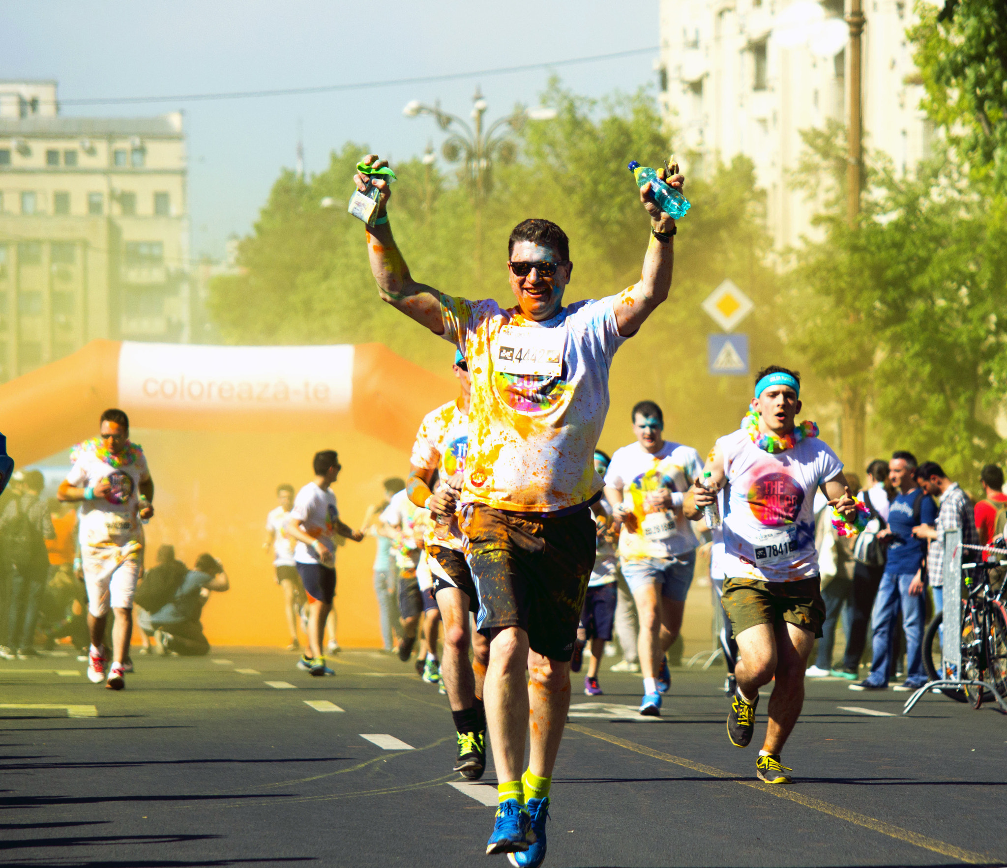 Sigma 50-200mm F4-5.6 DC OS HSM sample photo. The color run photography
