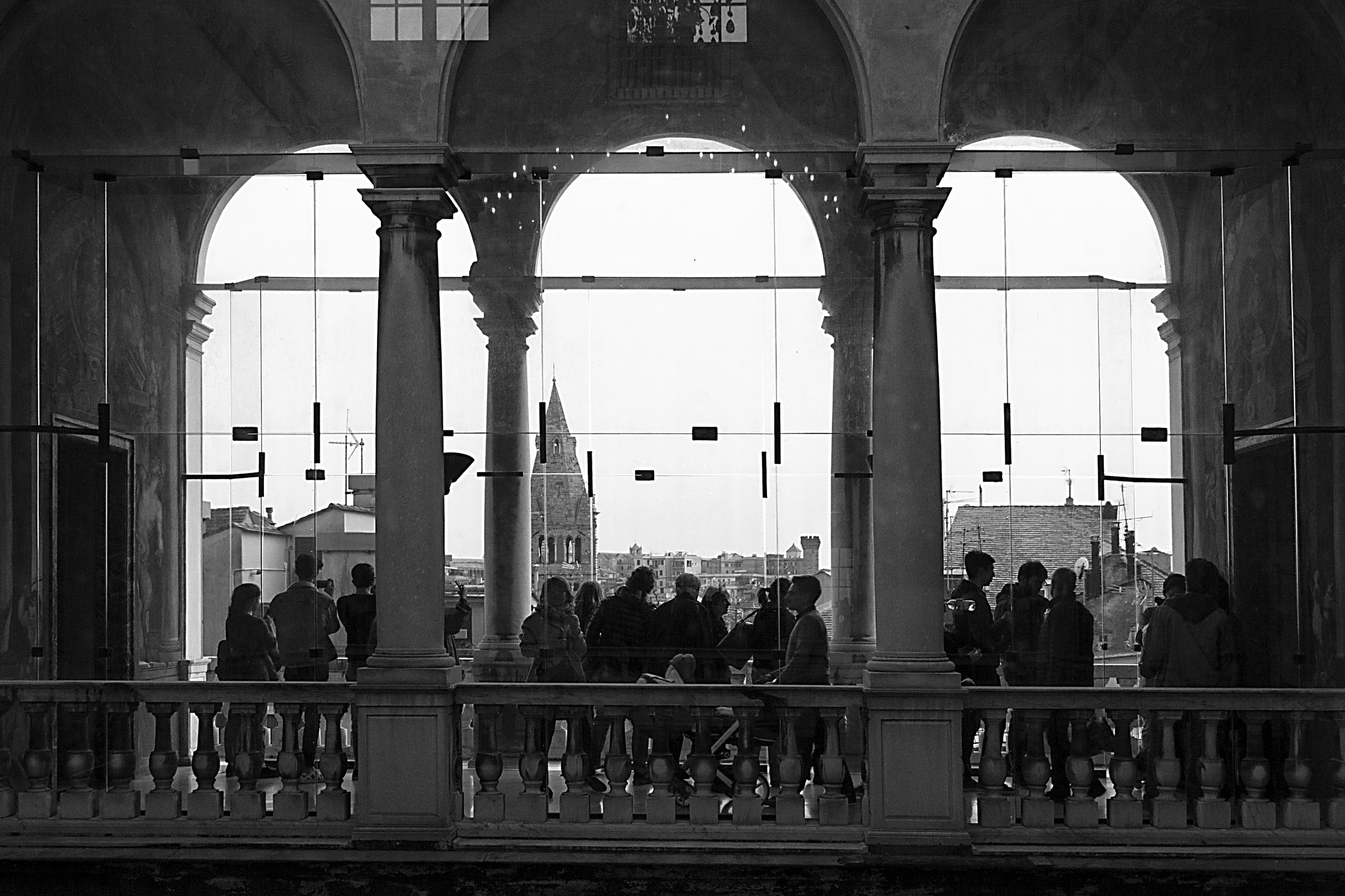 Canon EF-S 24mm F2.8 STM sample photo. Tourists photography