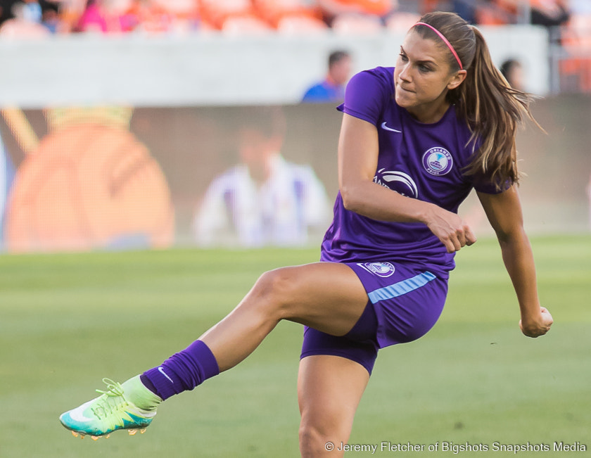 Canon EOS 7D Mark II + Sigma 100-300mm f/4 sample photo. Houston dash vs orlando pride here at bbva compass stadium in houston texas may 20, 2016 photography