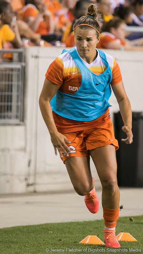 Canon EOS 7D Mark II + Sigma 100-300mm f/4 sample photo. Houston dash vs orlando pride here at bbva compass stadium in houston texas may 20, 2016 photography