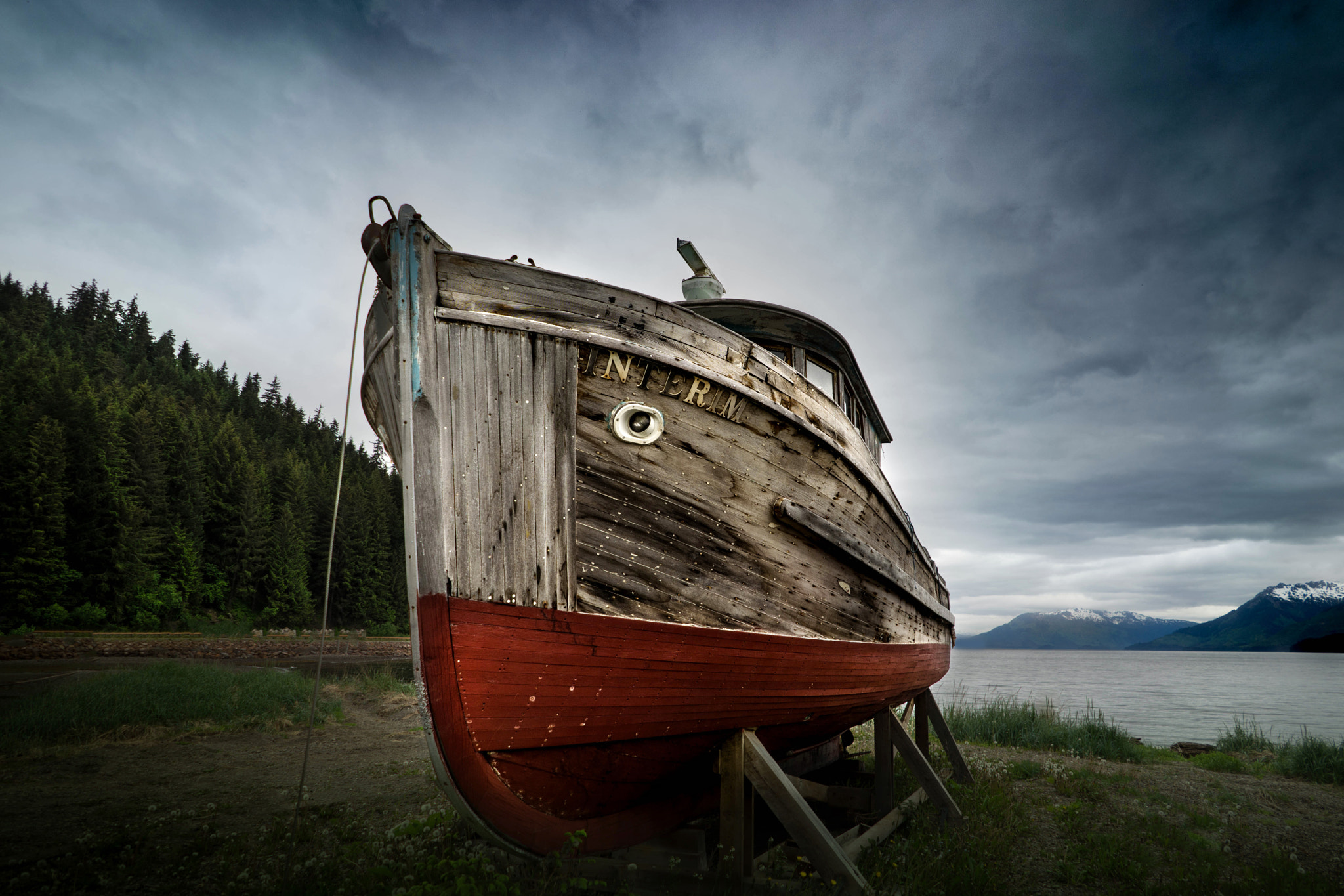 FE 21mm F2.8 sample photo. Interim boat full shot photography