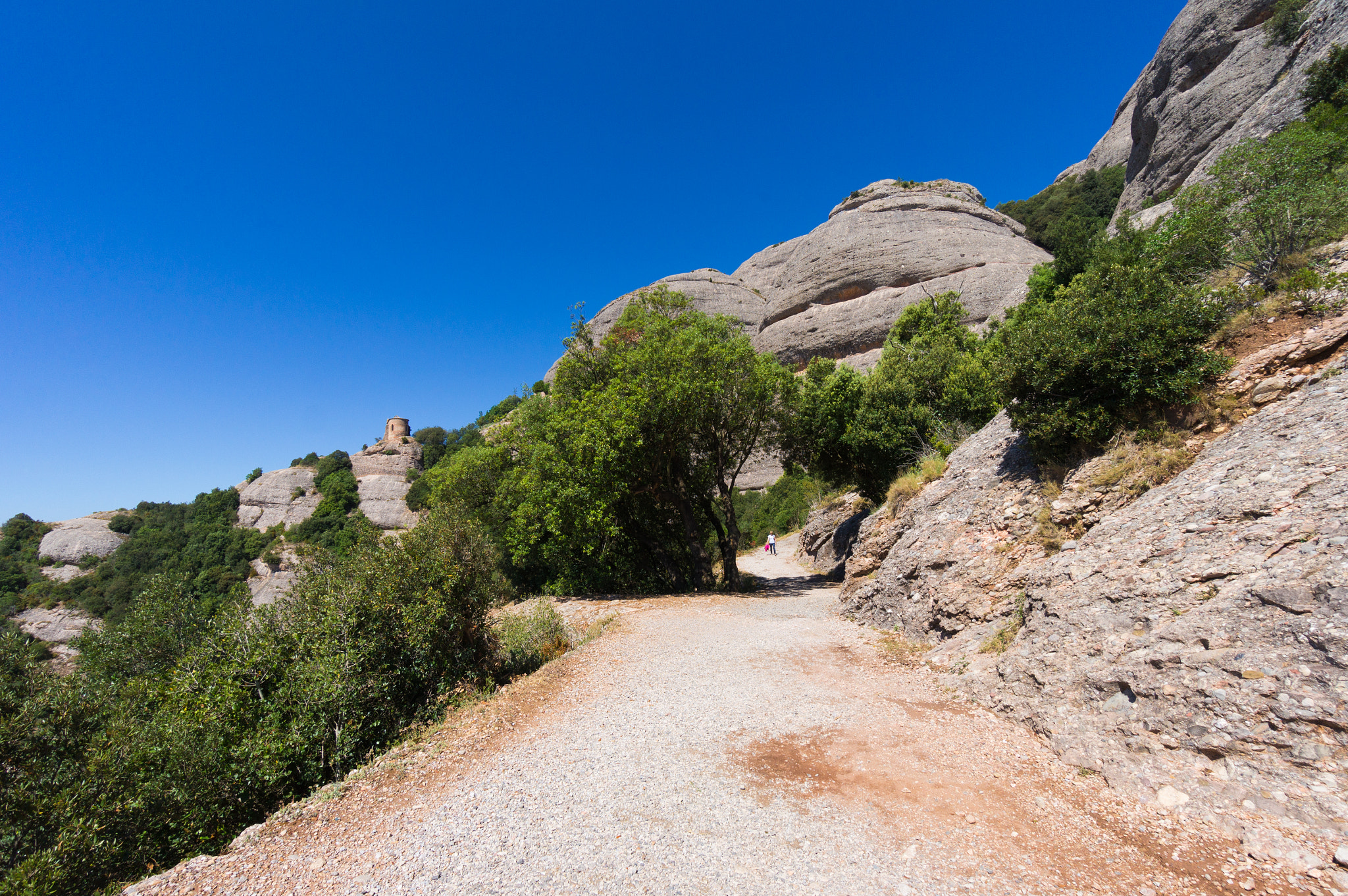 Sony Alpha NEX-F3 + Sony E 10-18mm F4 OSS sample photo. Spain. montserrat. photography