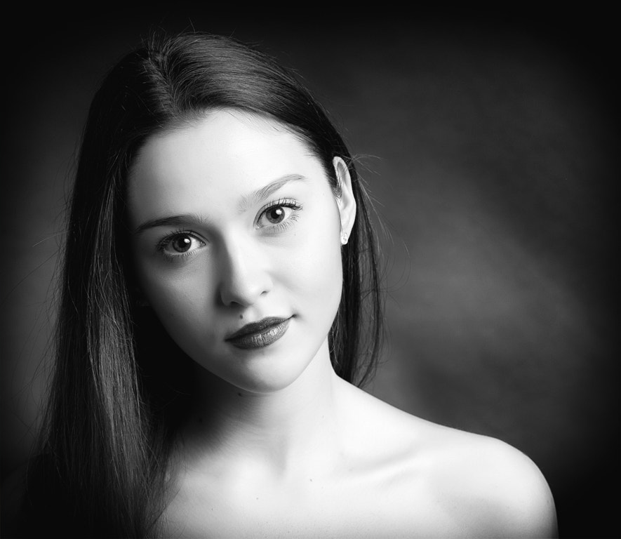 Nikon D3 + Nikon AF-S Nikkor 85mm F1.8G sample photo. Alex photography
