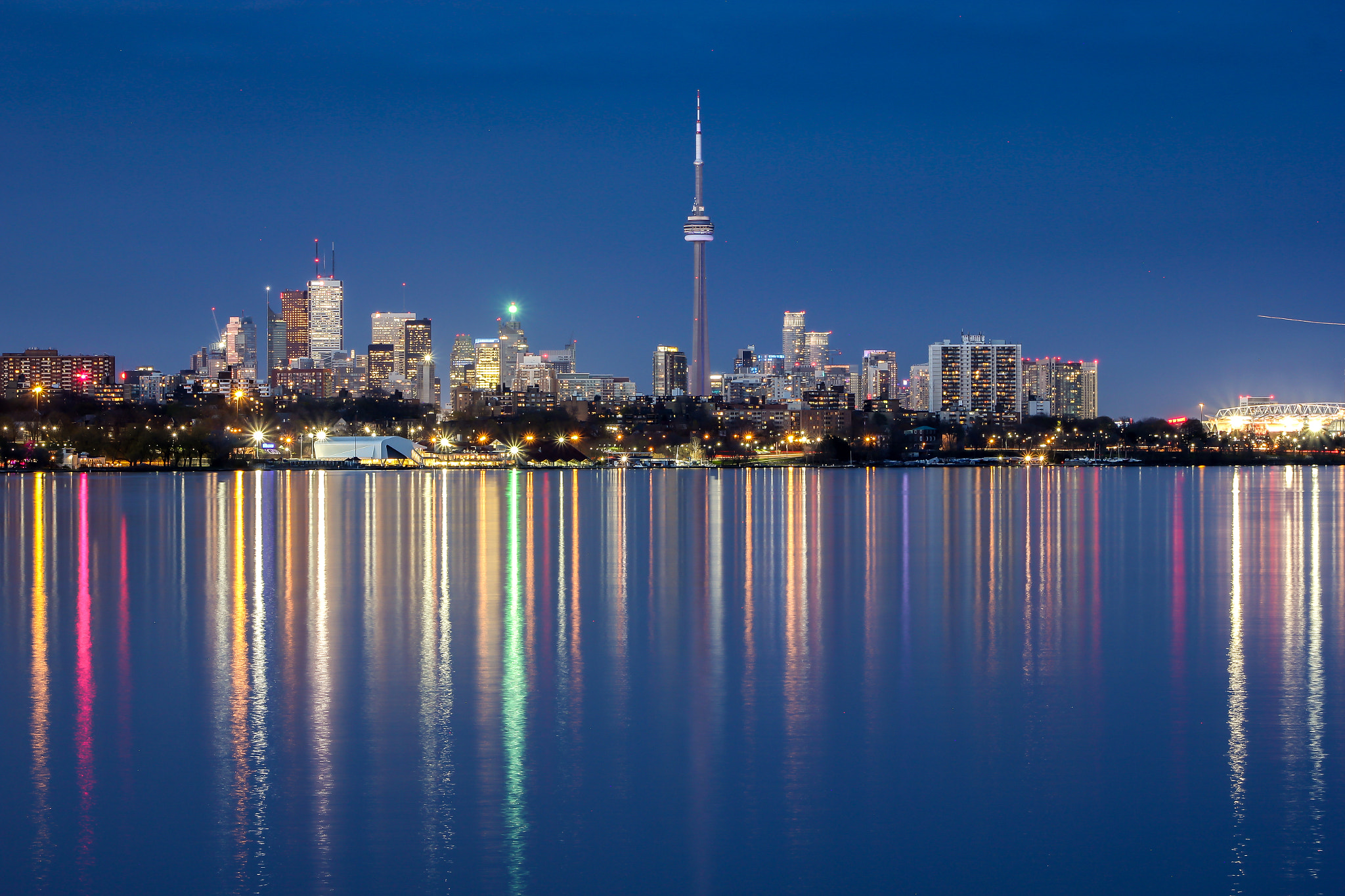 Canon EF 75-300mm f/4-5.6 USM sample photo. The 6ix twilight skyline photography