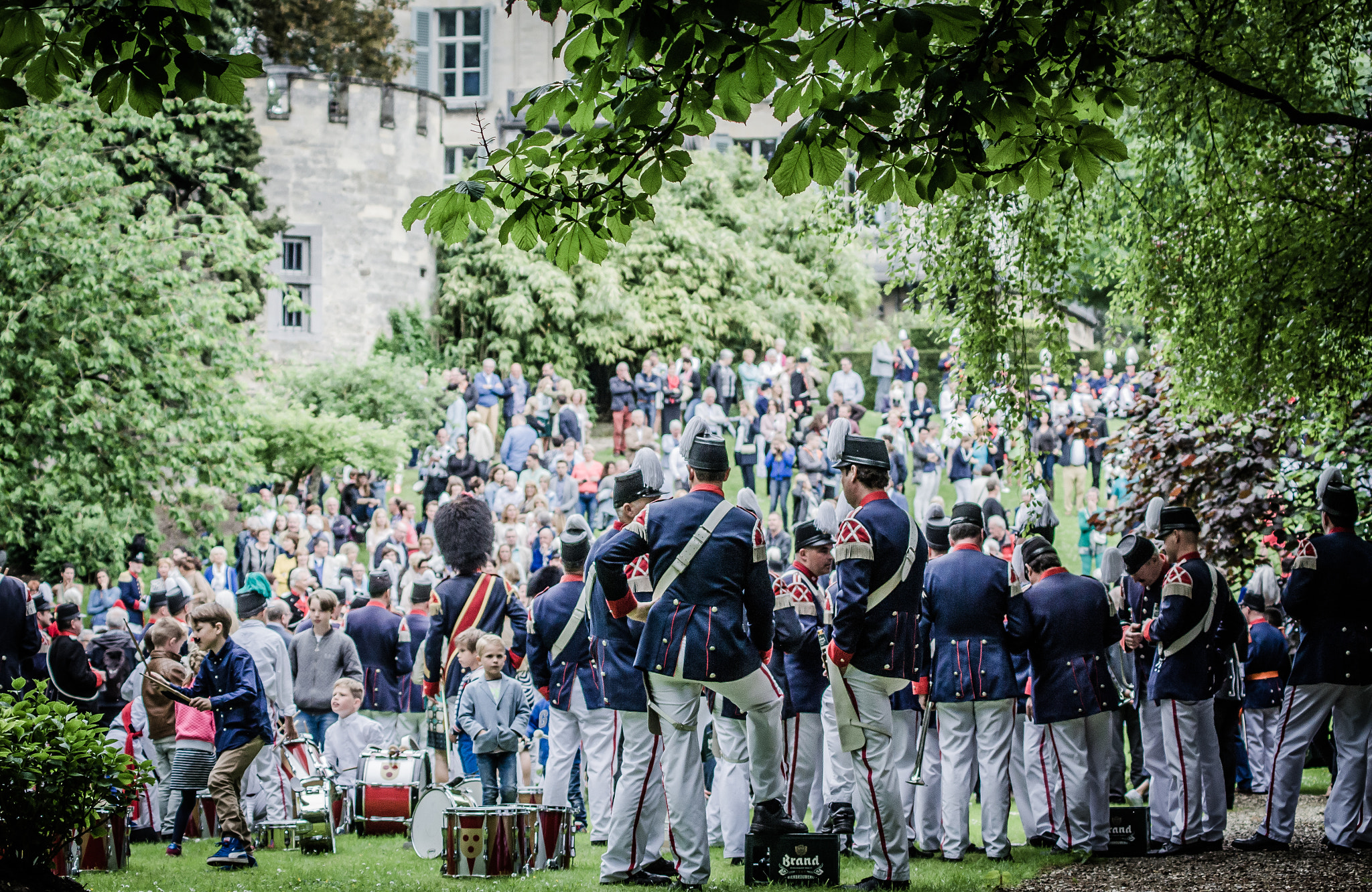 Nikon D7000 + AF Zoom-Nikkor 75-240mm f/4.5-5.6D sample photo. Feast of the citizen force (grote broonk) photography