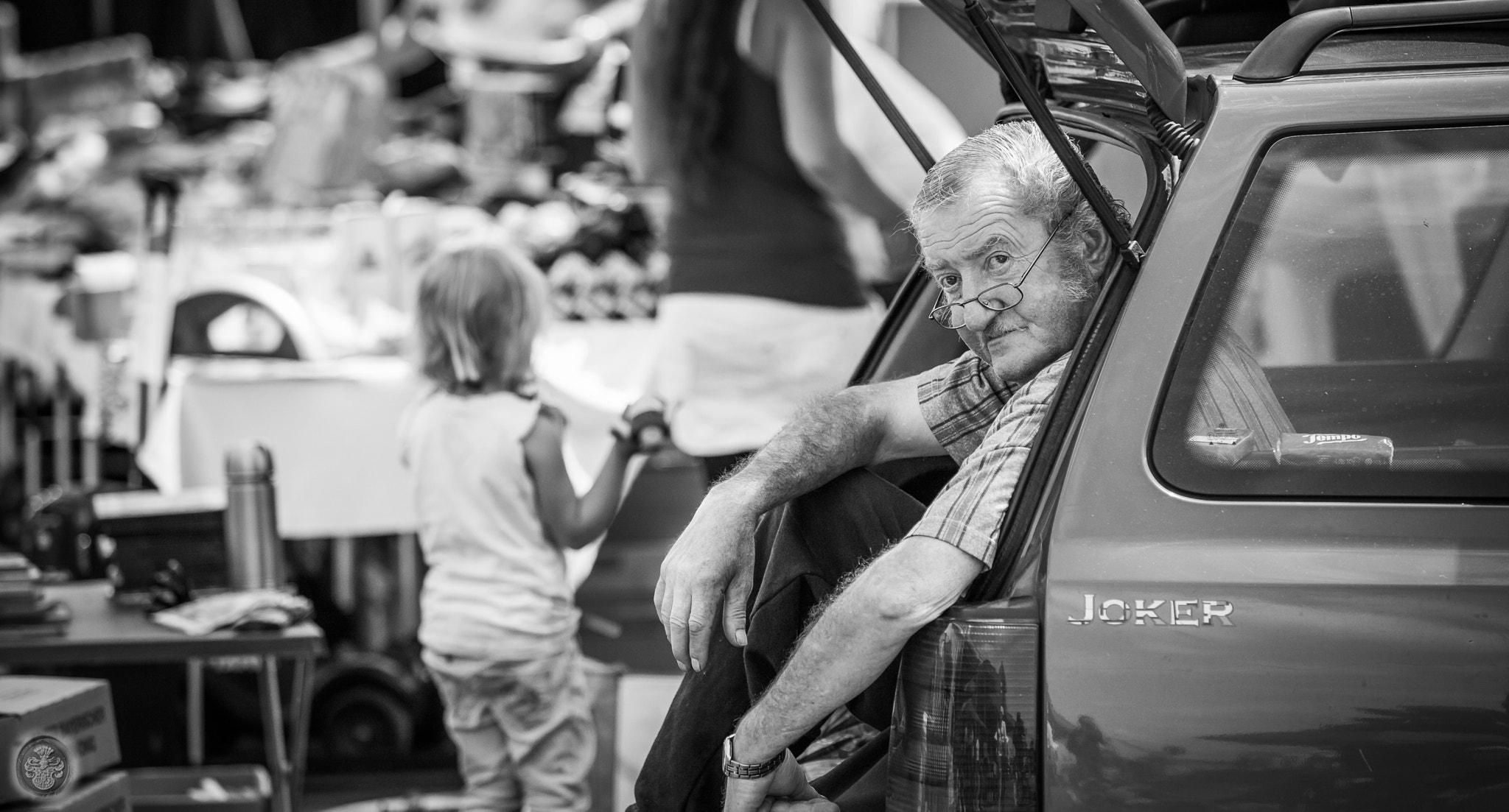 Canon EF 16-35mm F4L IS USM sample photo. ...market joker photography