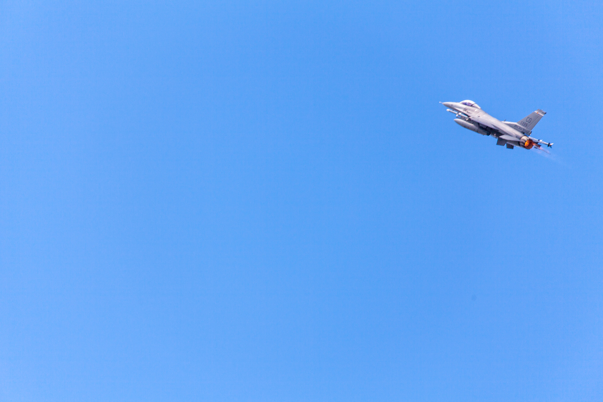 Canon EF 100-400mm F4.5-5.6L IS II USM sample photo. F photography