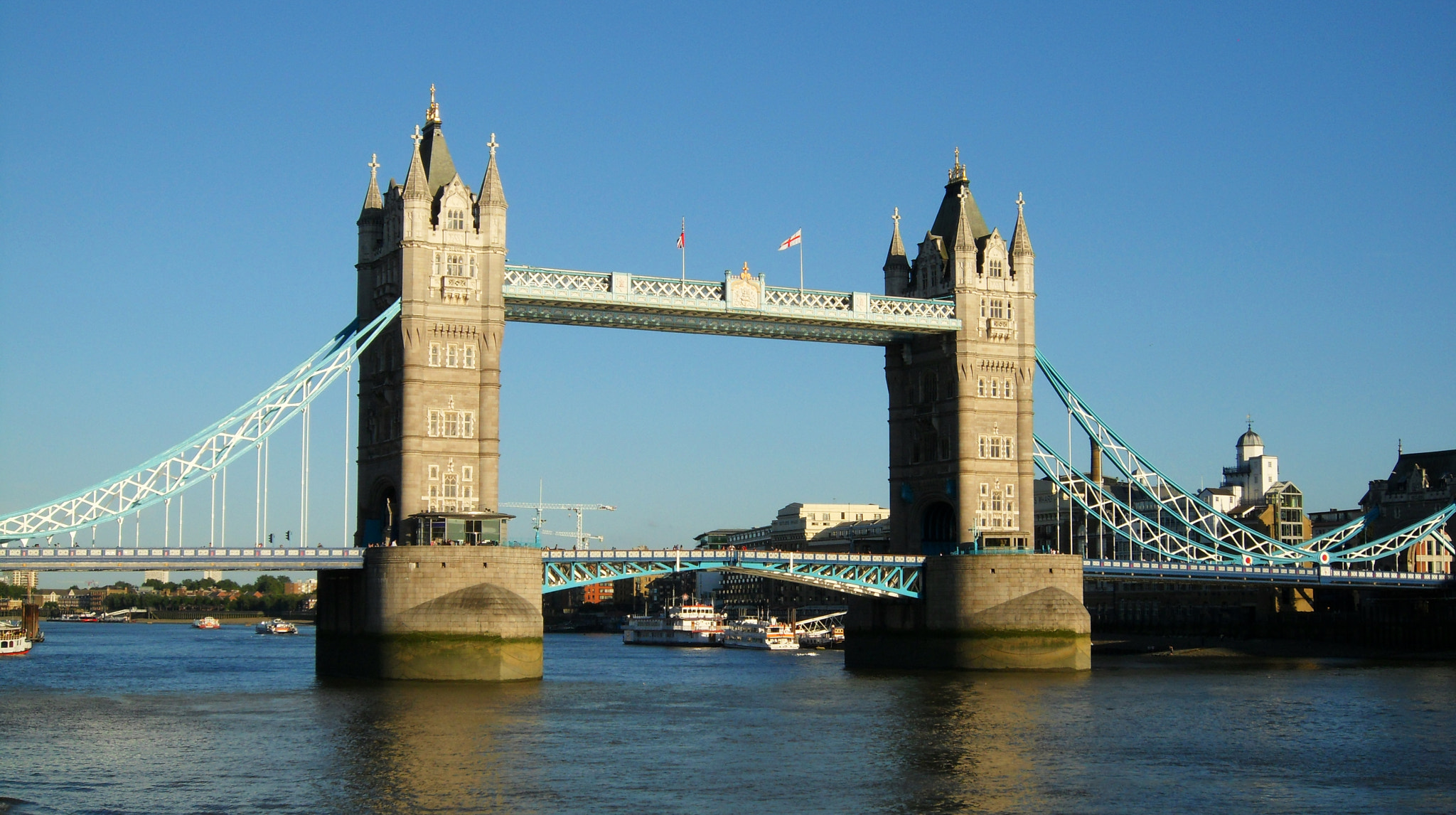 Samsung ST500 /  ST510 / VLUU ST500 /  TL220 sample photo. Tower bridge photography