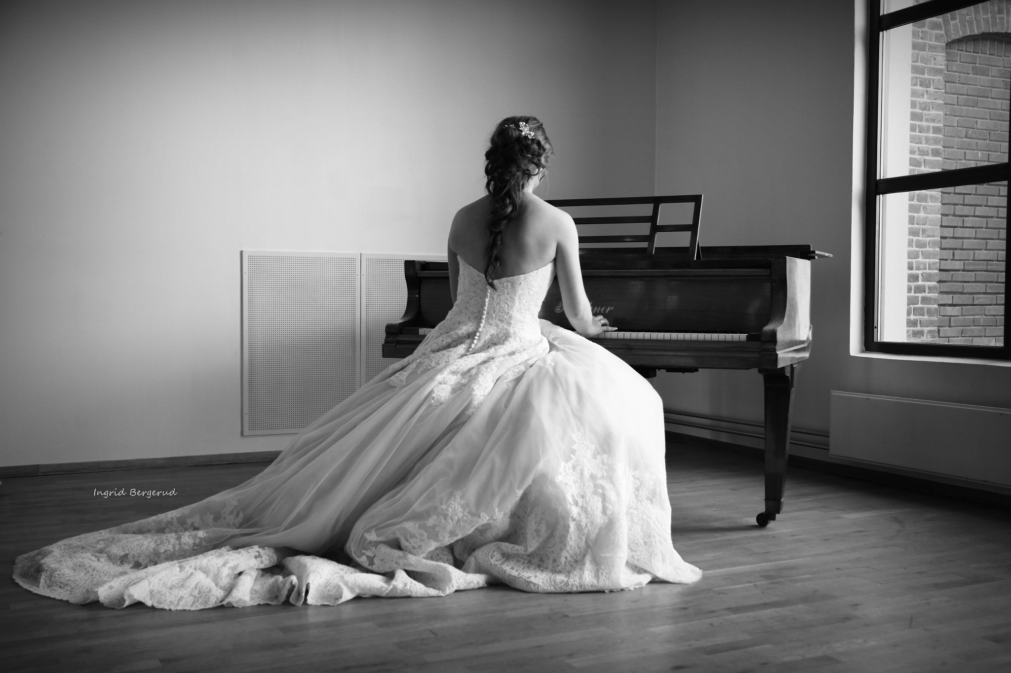 Sigma 17-70mm F2.8-4 DC Macro OS HSM sample photo. The bride photography