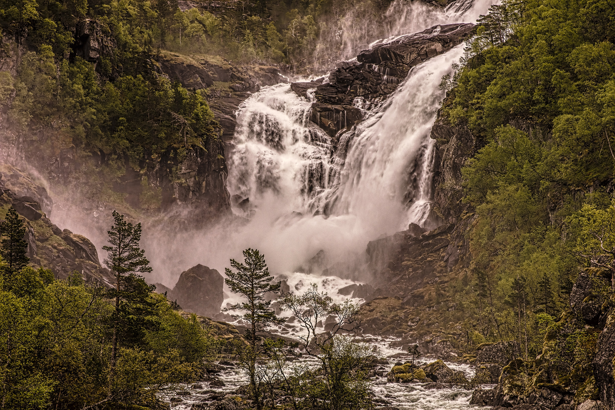 Canon EF 24-70mm F2.8L II USM sample photo. Nyastølfossen photography