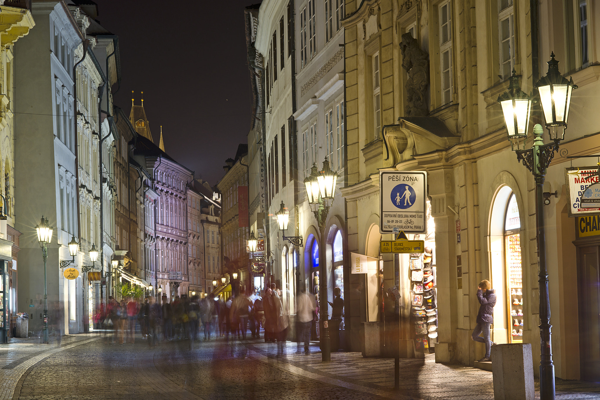 Sigma 50-150mm F2.8 EX APO DC HSM II sample photo. Prague by night ✨ photography