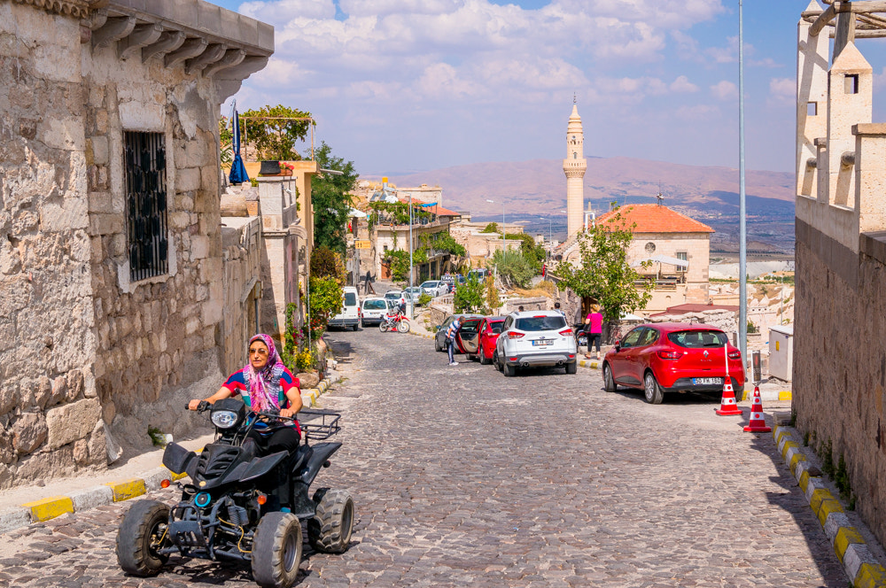 Sony Alpha NEX-6 + Sigma 30mm F2.8 EX DN sample photo. Goreme street photography