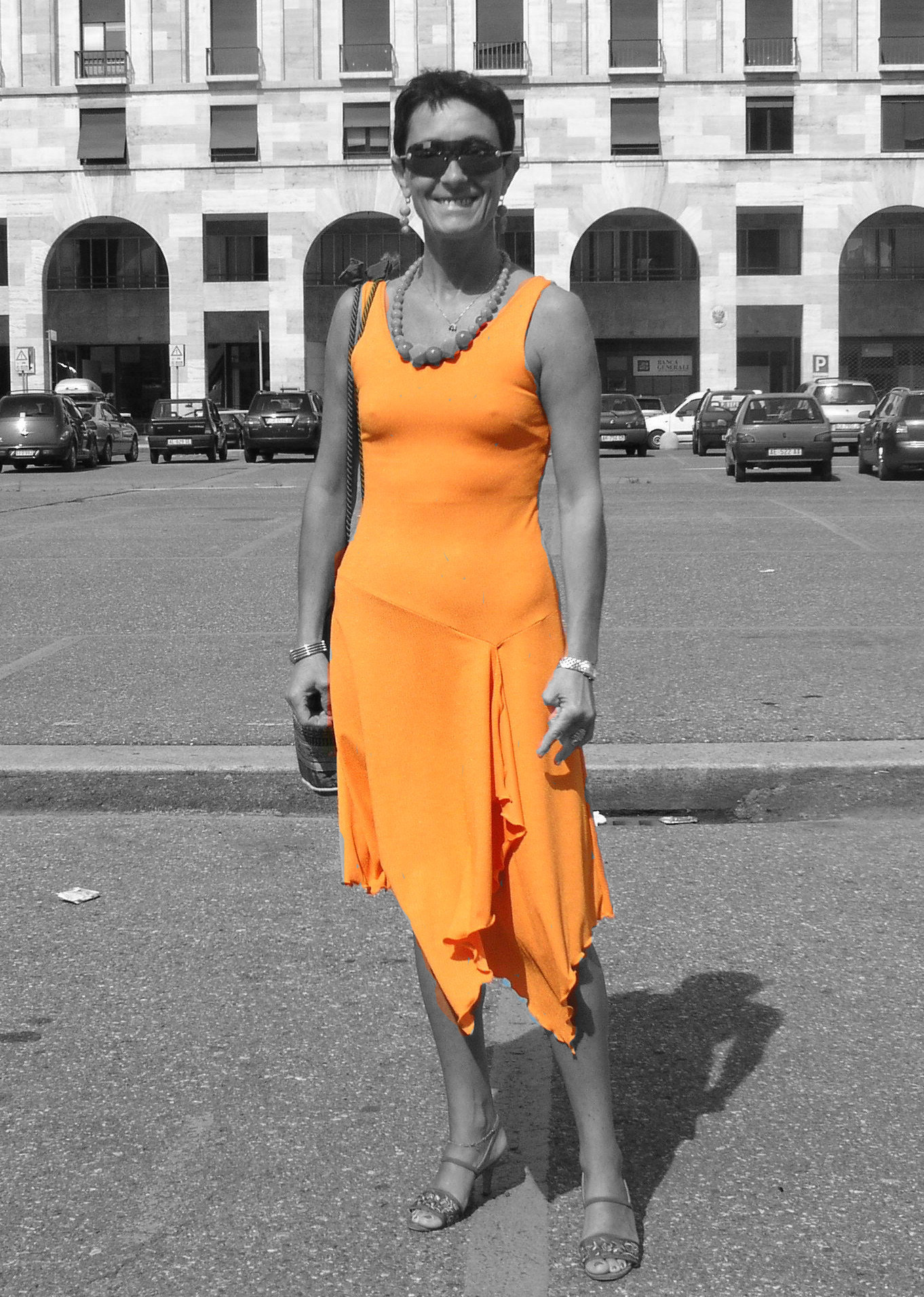 Olympus C5050Z sample photo. Orange dress photography